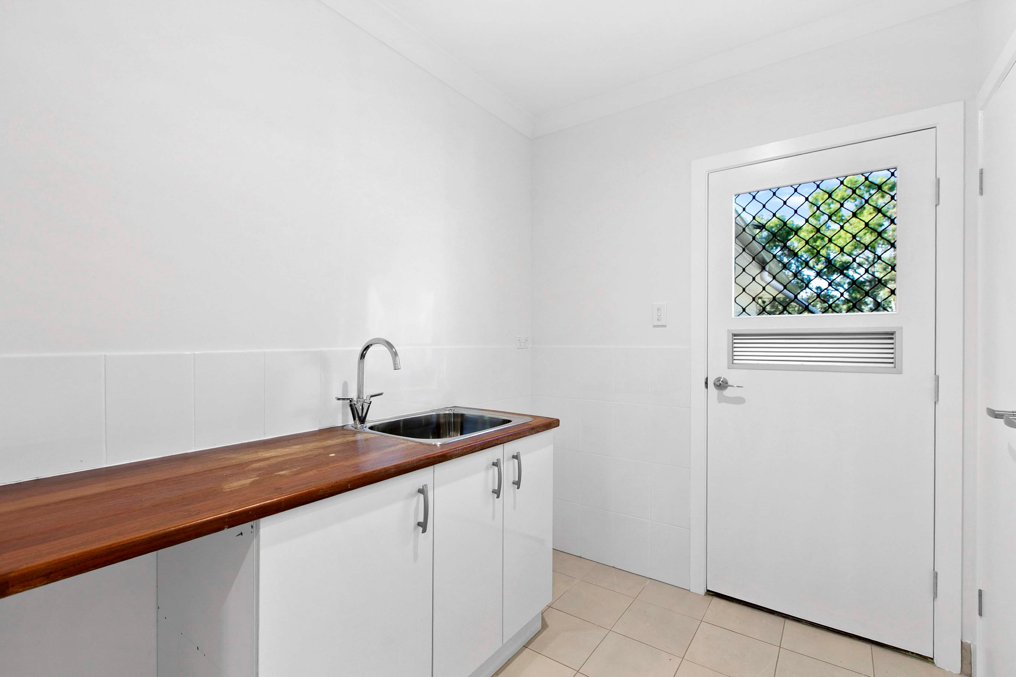 15 Mcivor Street — photo 19 of 30