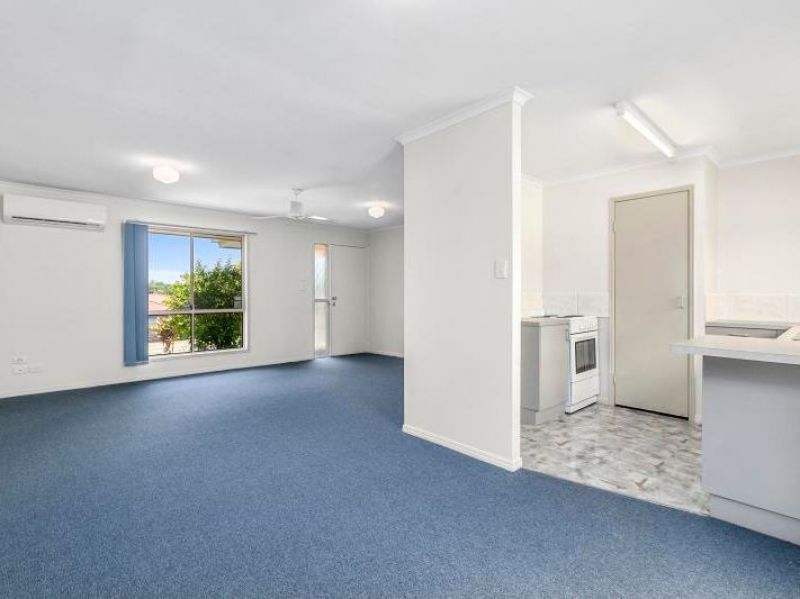 7 Price Close, Redbank Plains, QLD 4301