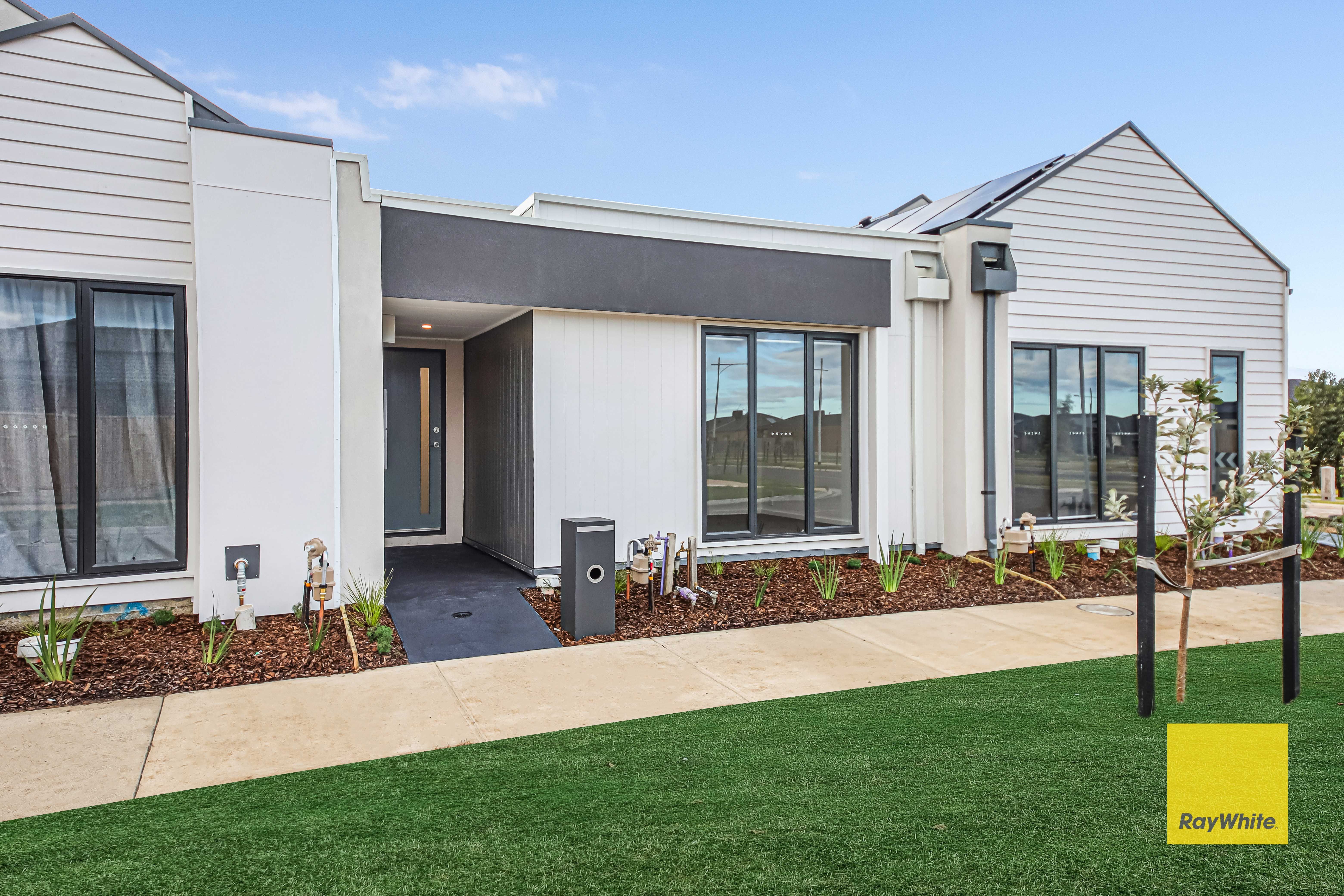64 Leeward Drive, Tarneit, VIC 3029
