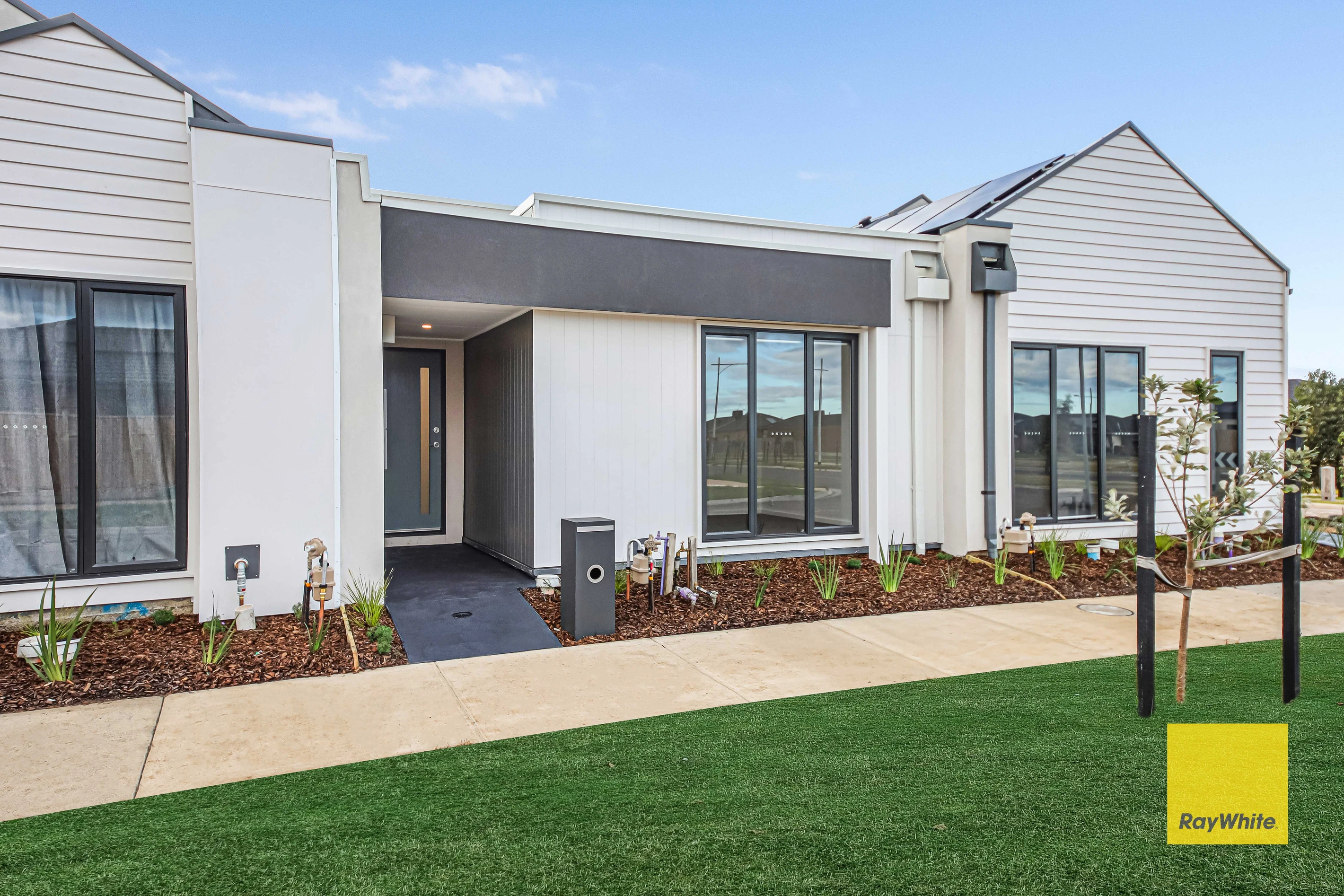 64 Leeward Drive, Tarneit, VIC 3029