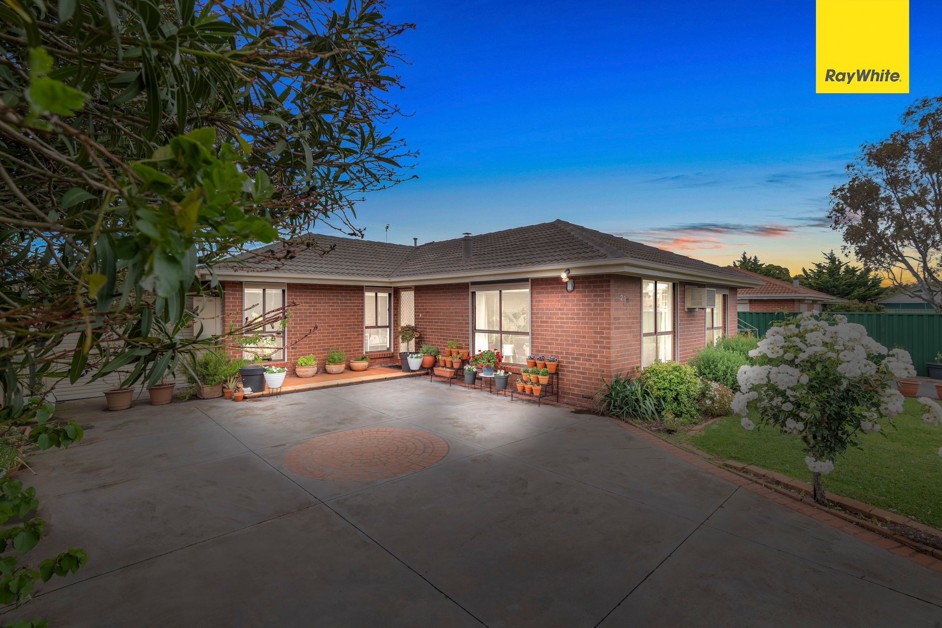 298 Sunshine Avenue, Keilor Downs, VIC 3038