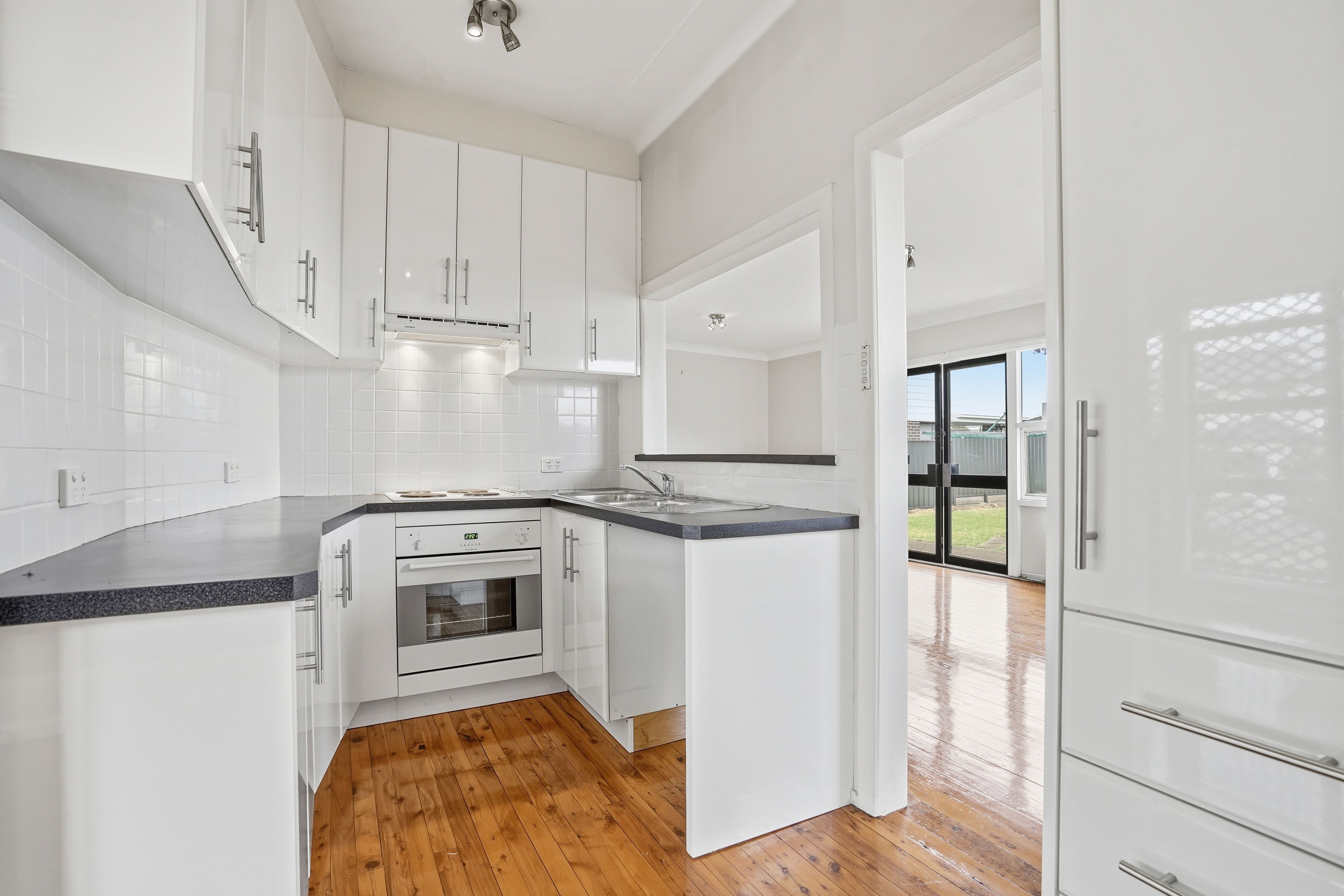 46 Brooker Street — photo 5 of 12