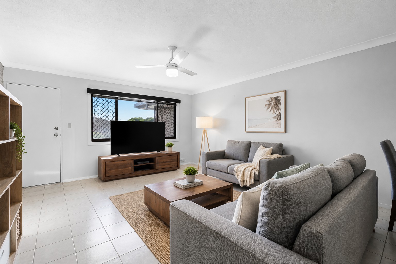 4/2 Rope Court, Mermaid Waters, QLD 4218