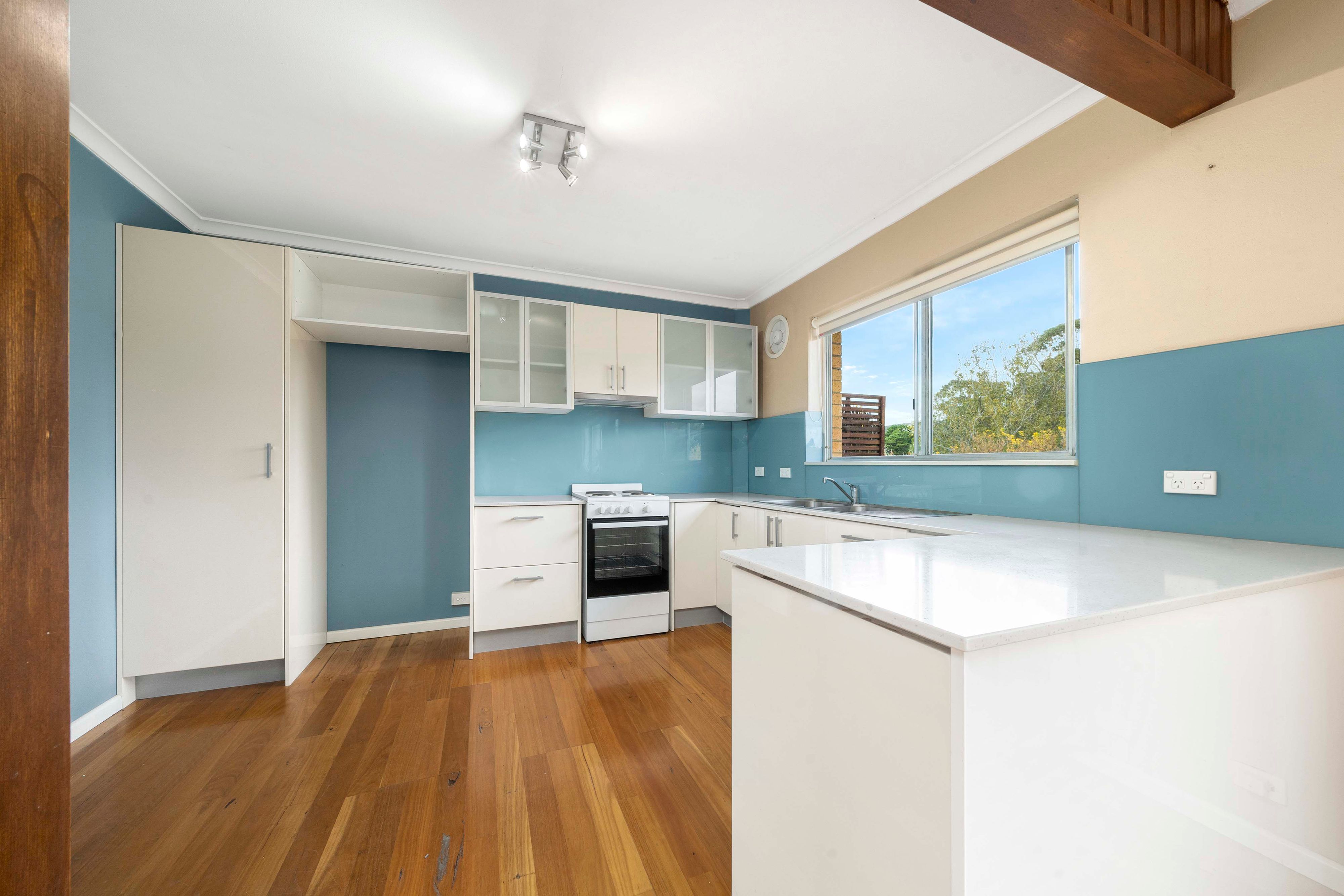 11/60 Trinculo Place — photo 4 of 13