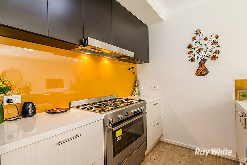 13 Quist Parade, CRANBOURNE WEST, VIC 3977