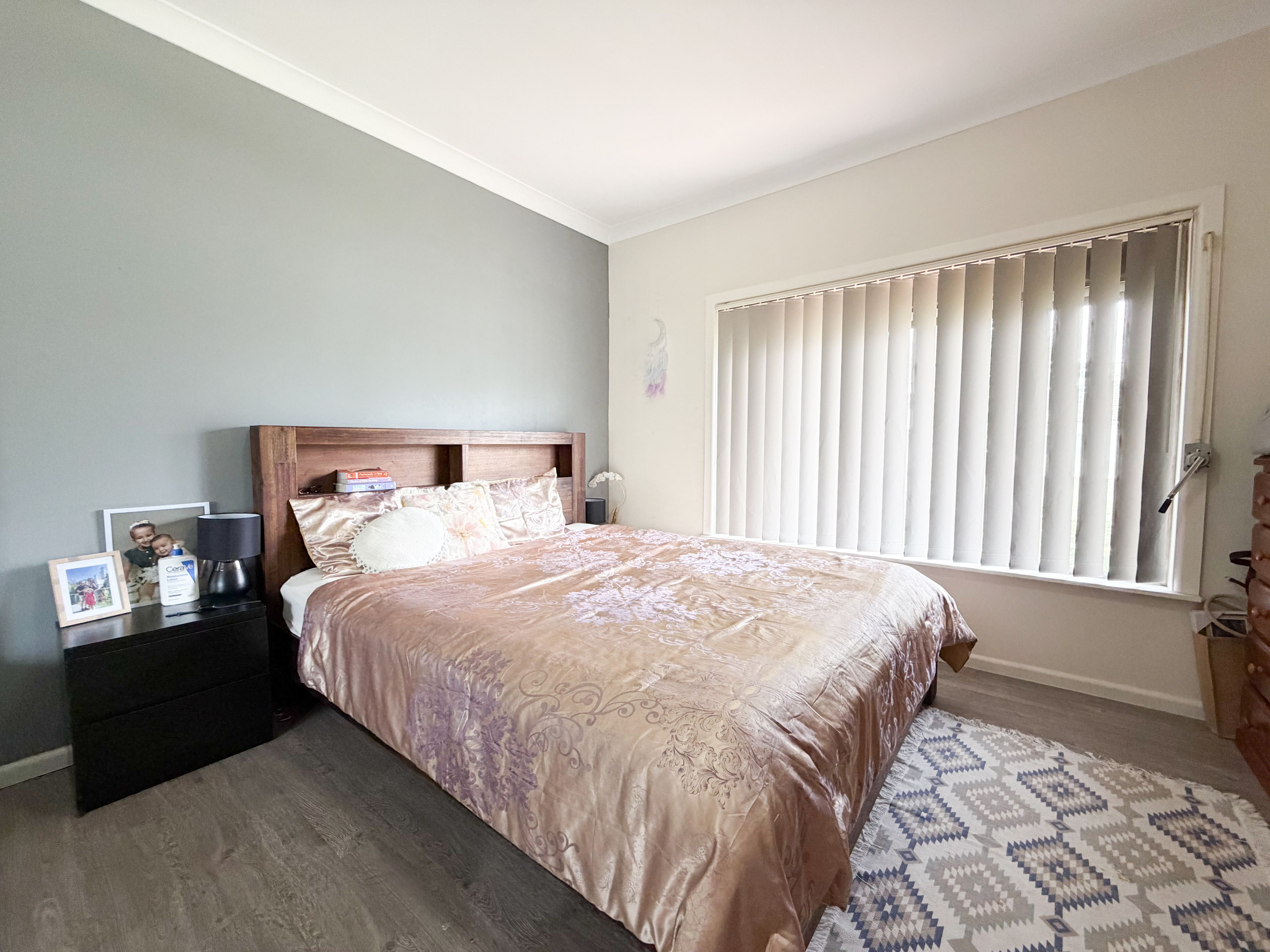 8 Dan Crescent, Colyton, NSW