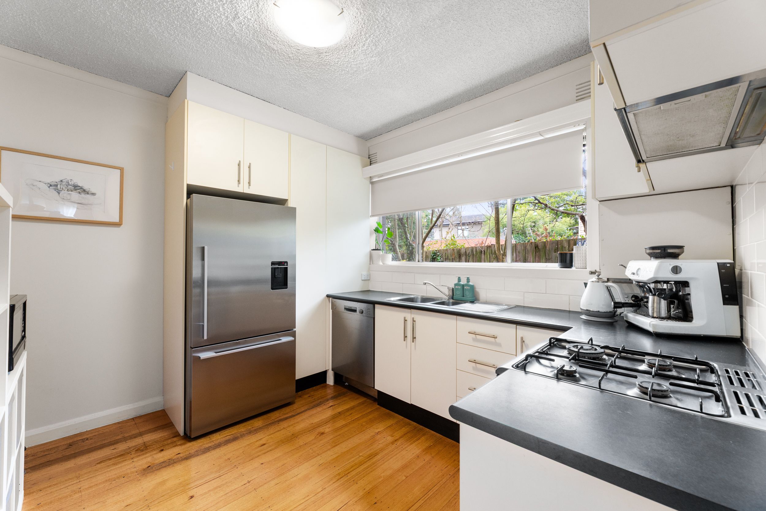 3/37 Thomas Street — photo 6 of 11
