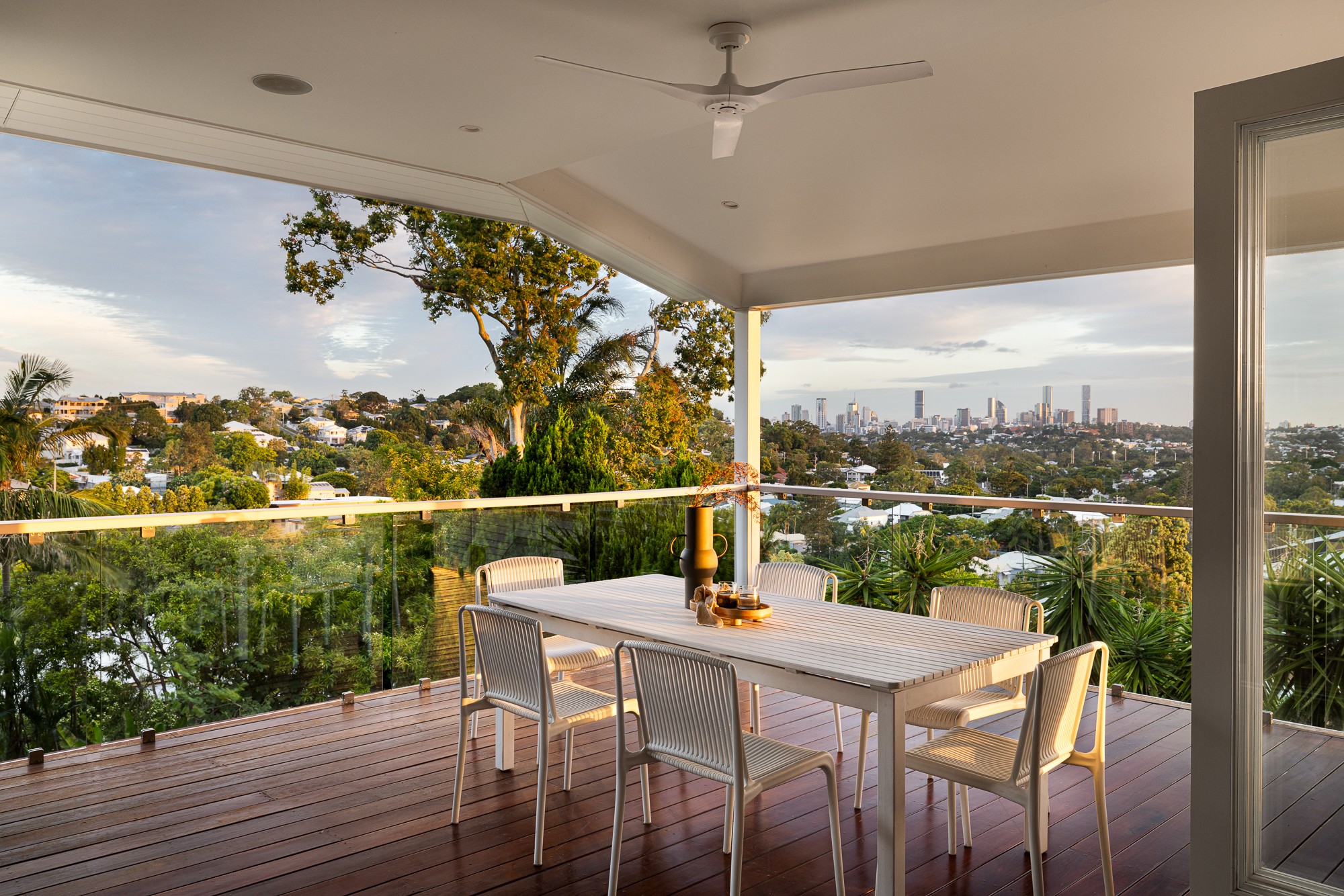 27 Yarradale Street, Newmarket, QLD 4051