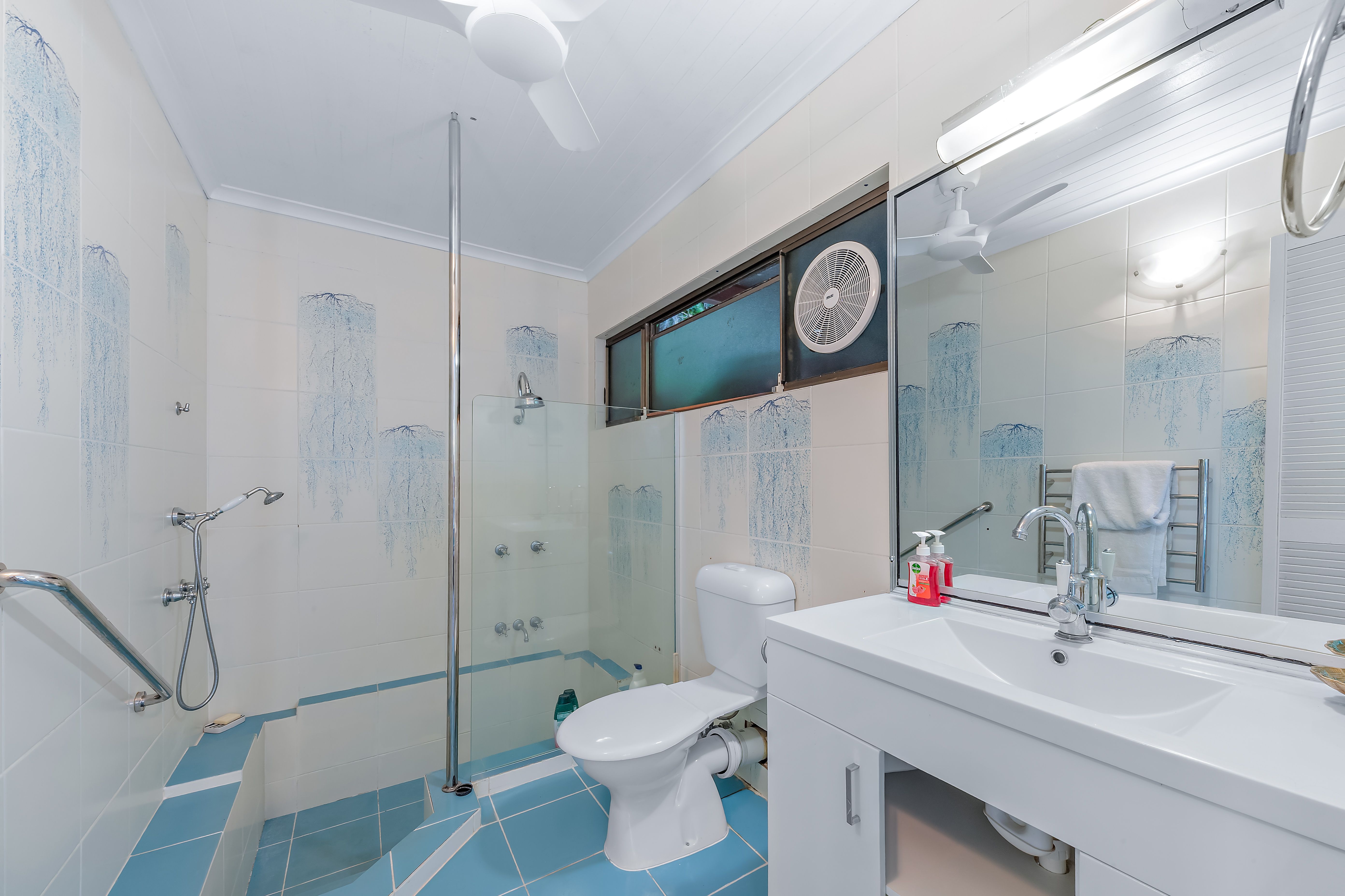 4 Harbour Avenue — photo 19 of 23