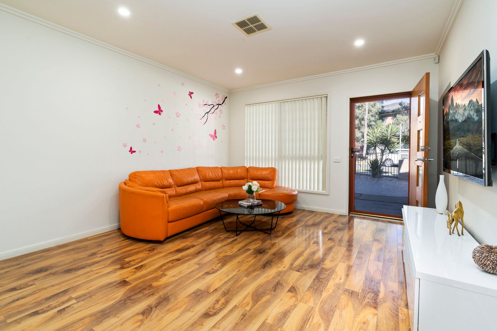 4 Reeves Crescent, Bonnyrigg, NSW 2177
