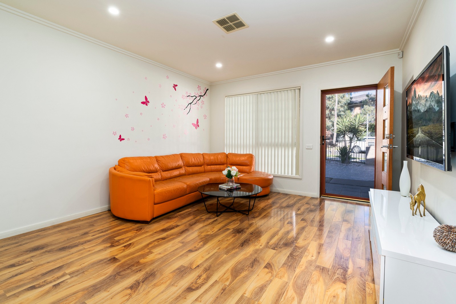 4 Reeves Crescent, Bonnyrigg, NSW 2177