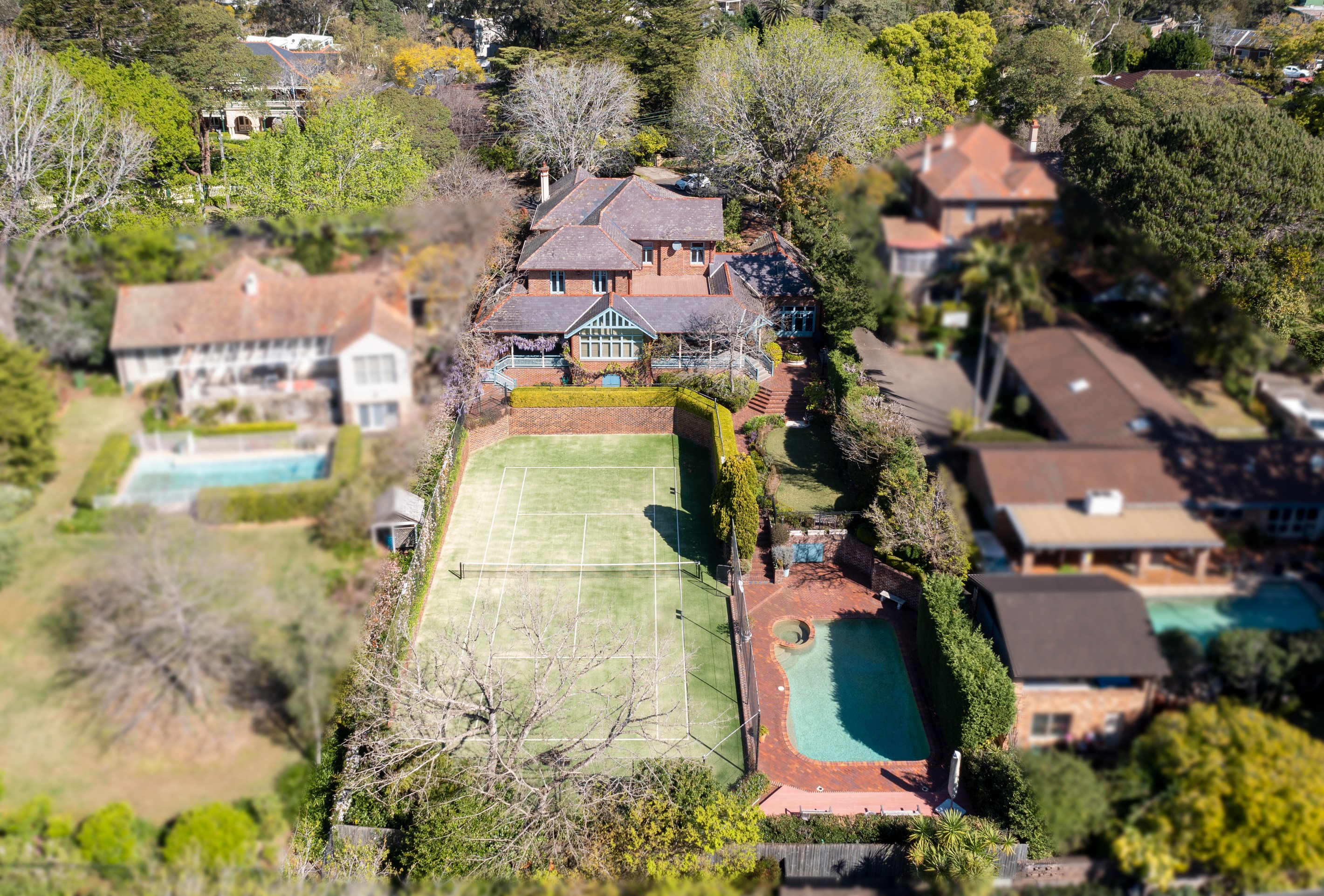 12 Ku-Ring-Gai Avenue, Turramurra, NSW 2074