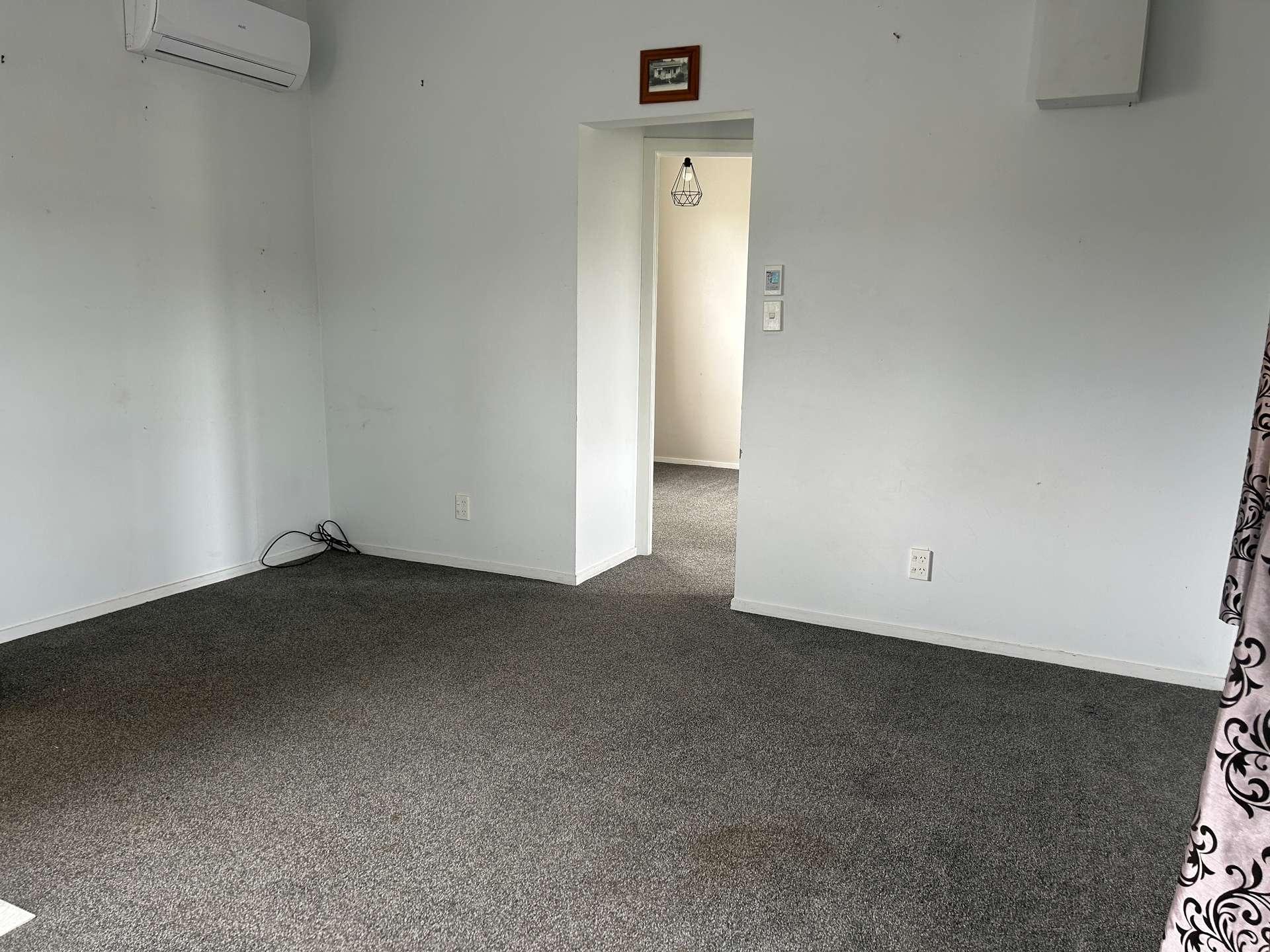 27b Pahi Road photo 9