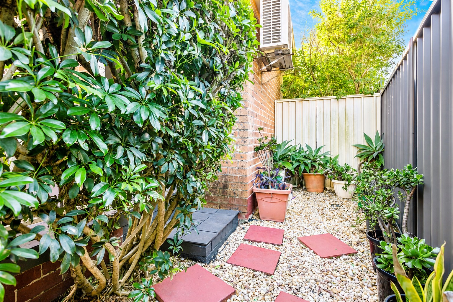 3/4 Birdwood Avenue, Belfield, NSW 2191
