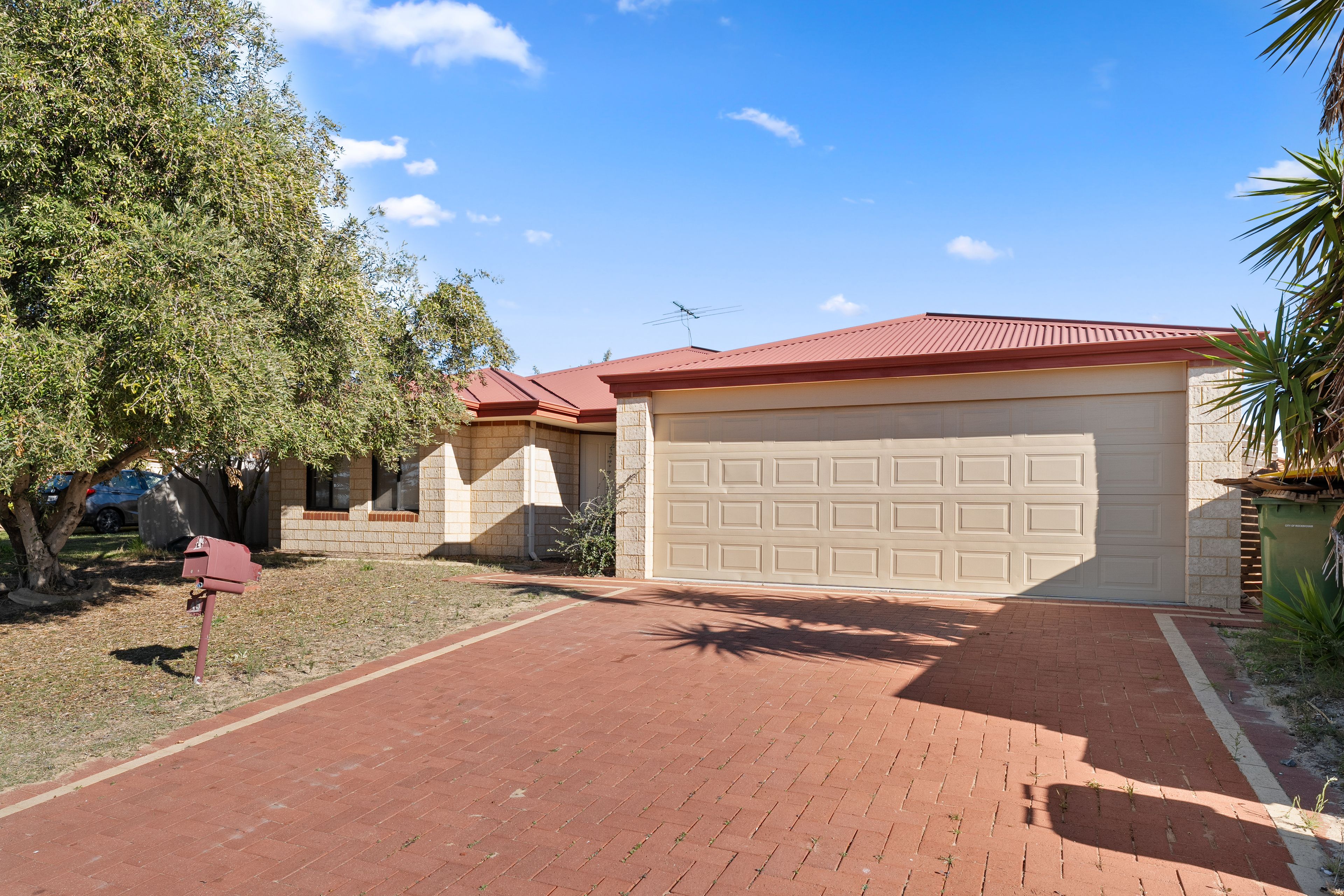 45 Teraglin Way, Warnbro, WA 6169