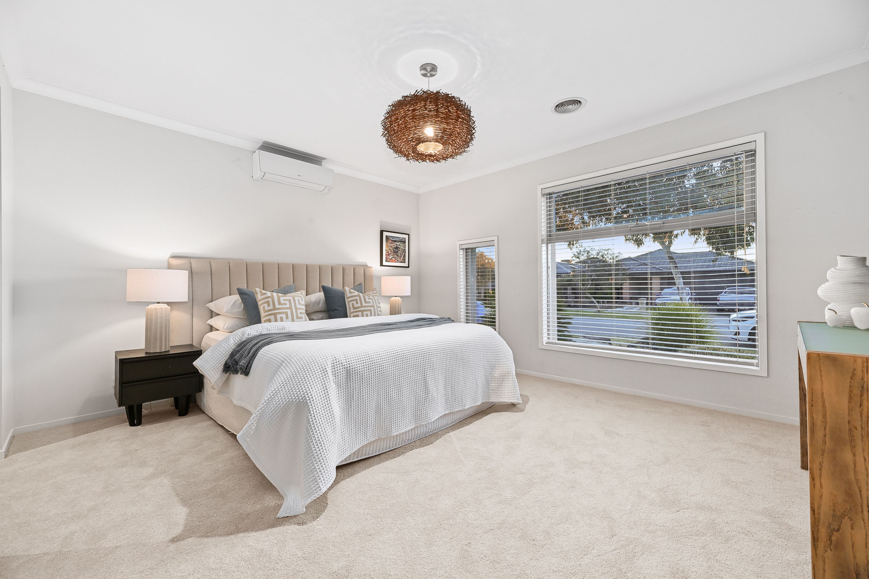 40 Lemon Grove, Cranbourne West, VIC 3977
