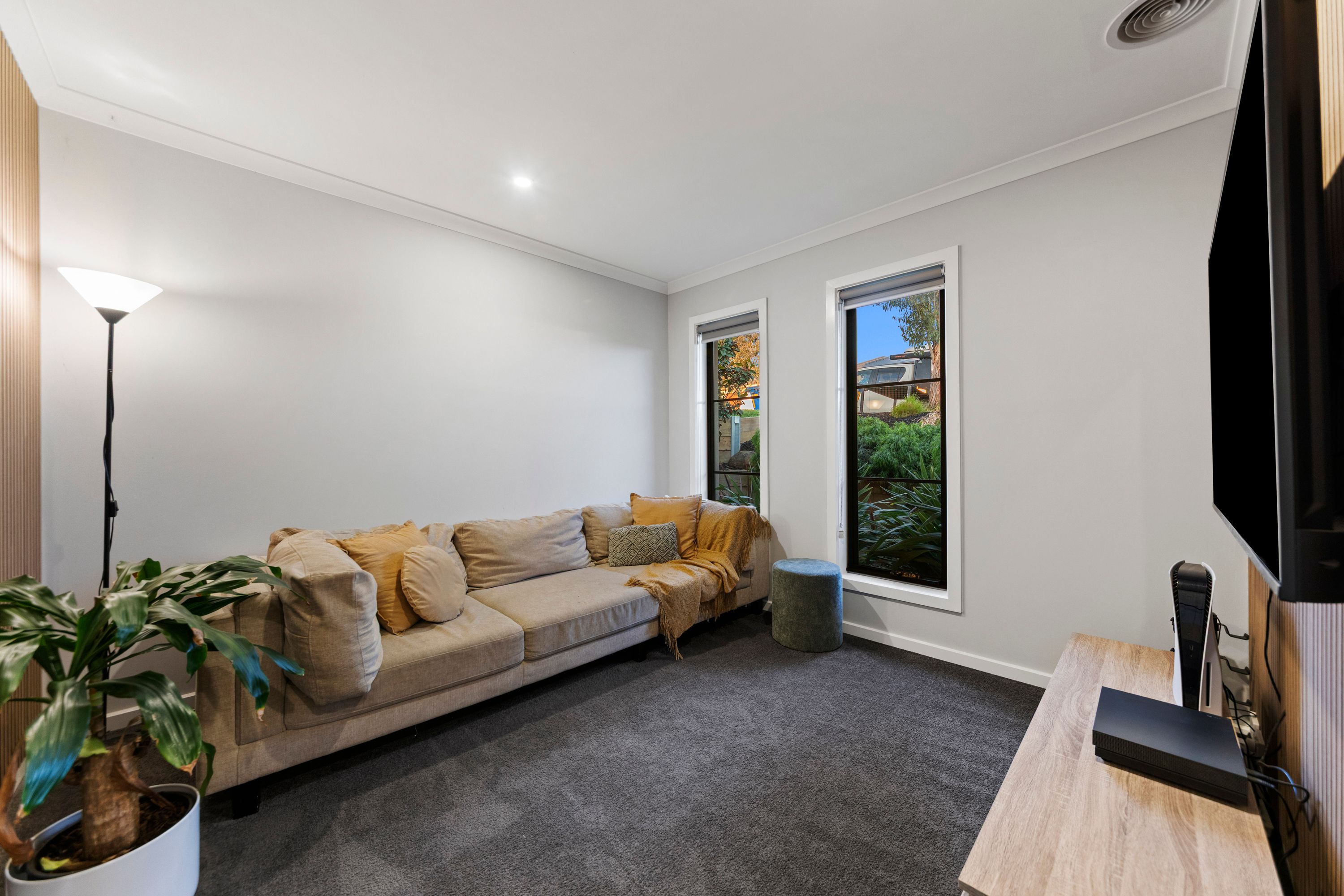 43 Altera Crescent — photo 12 of 30