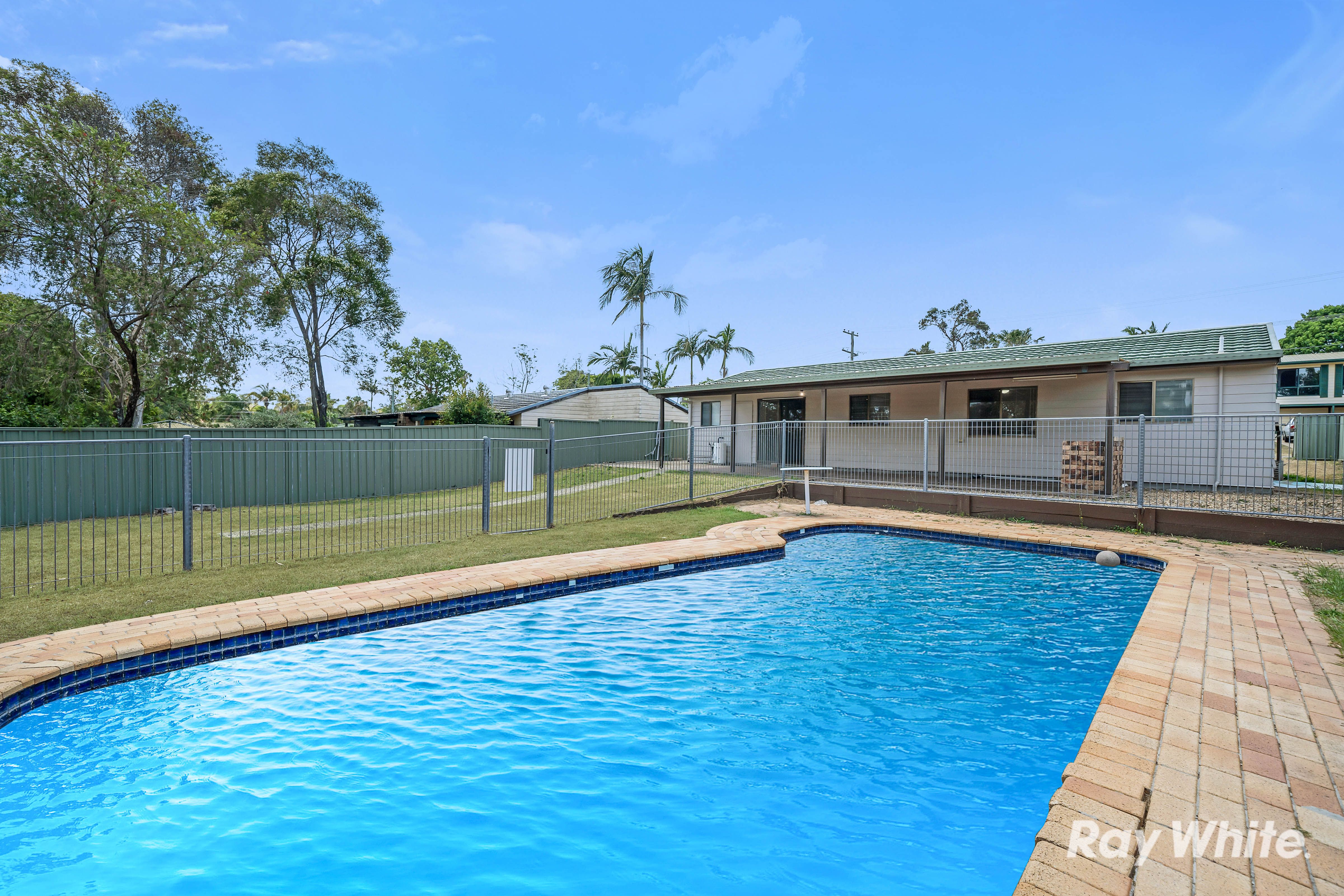 27 Forestwood Street, Crestmead, QLD 4132