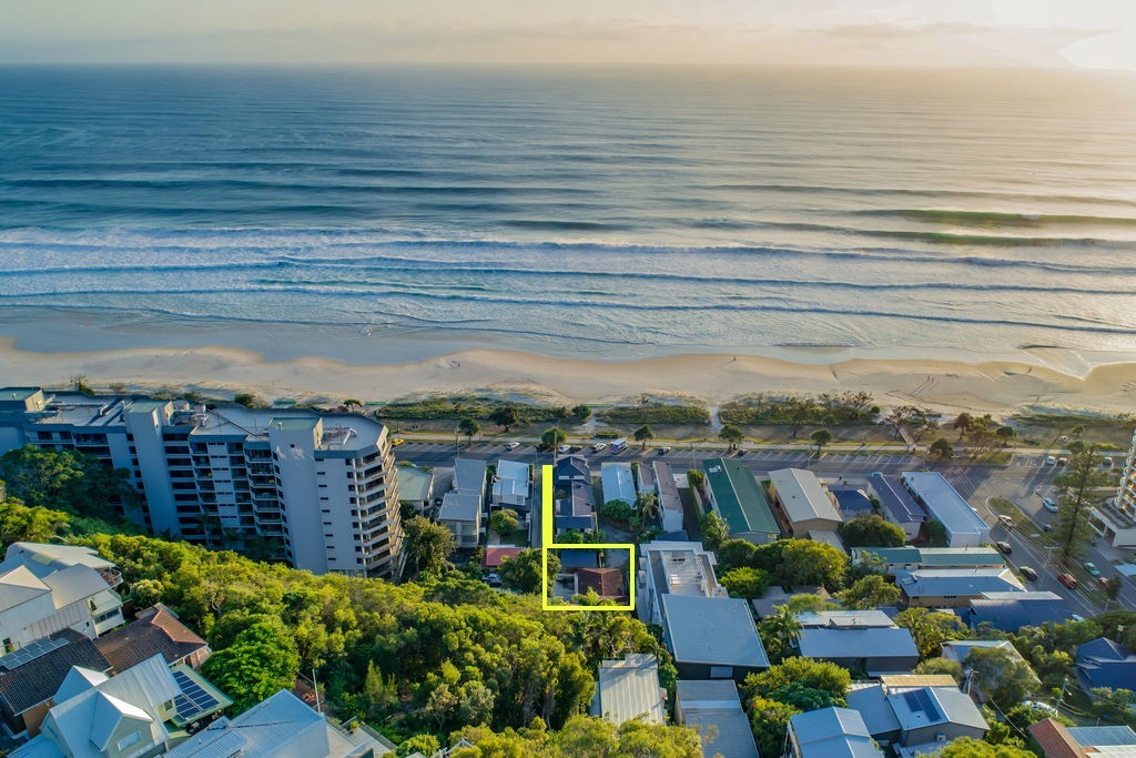 4/820 Pacific Parade, Currumbin, QLD 4223