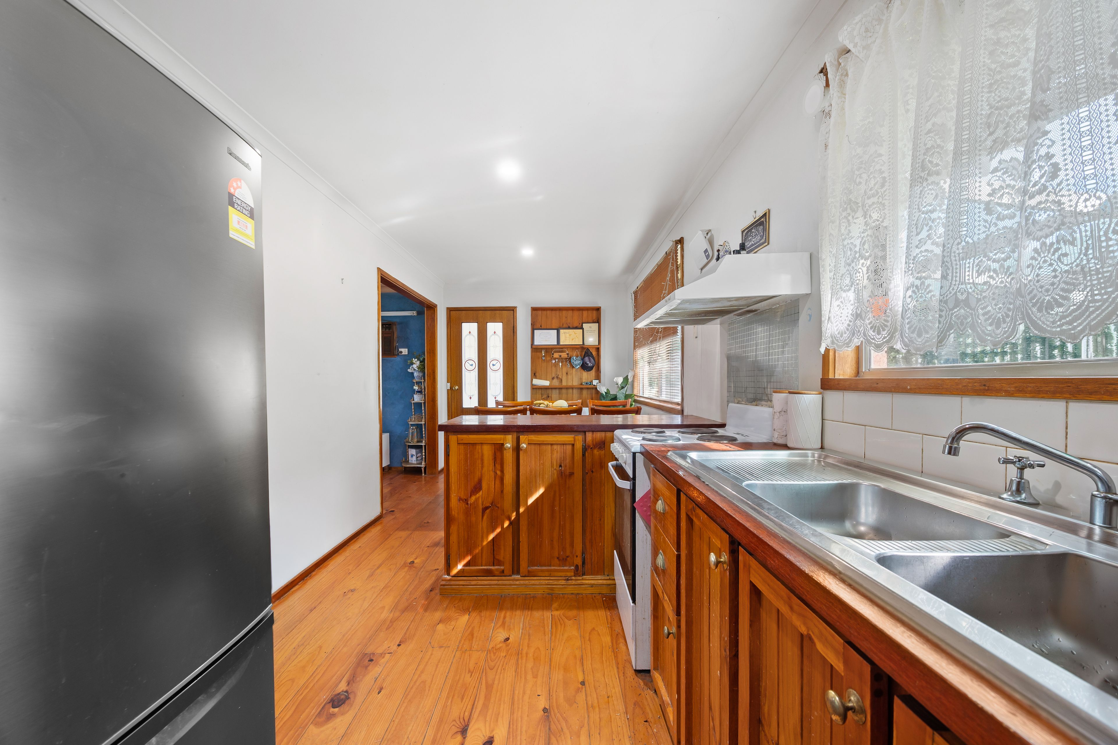 35 McLellan Street — photo 8 of 21