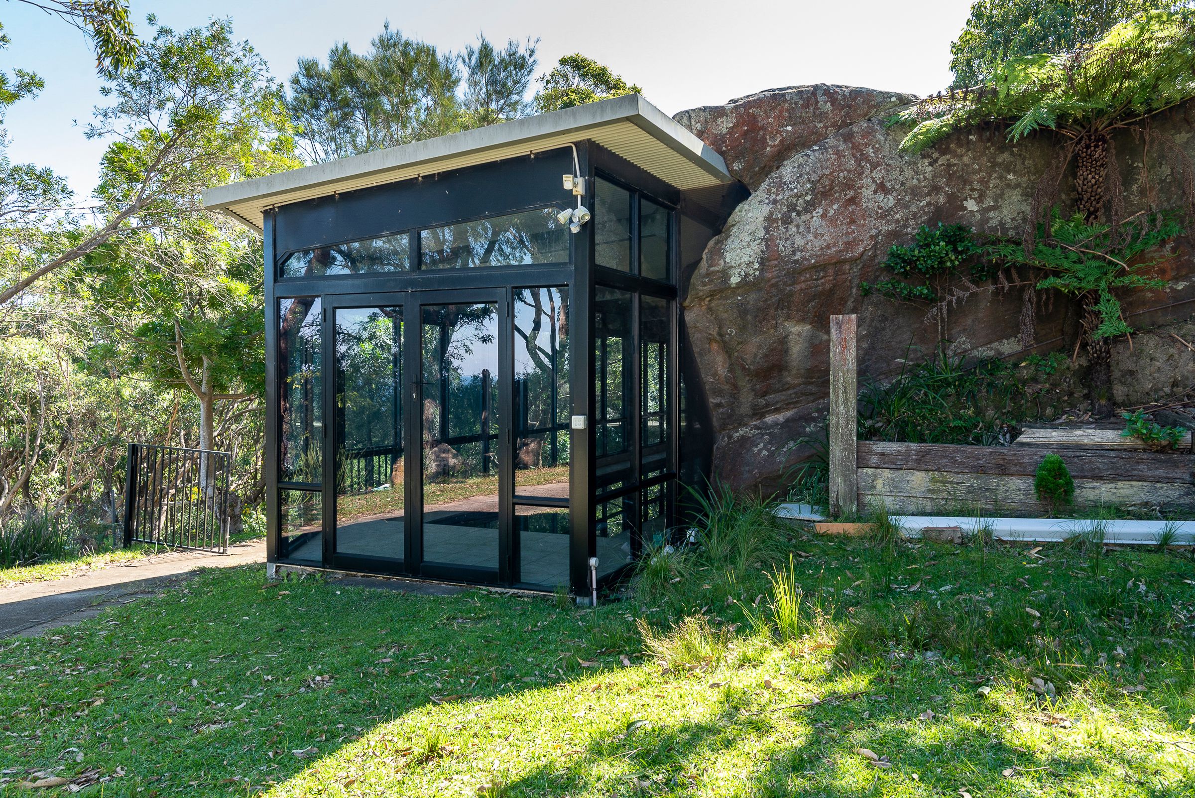 30 Lady Wakehurst Drive — photo 7 of 10