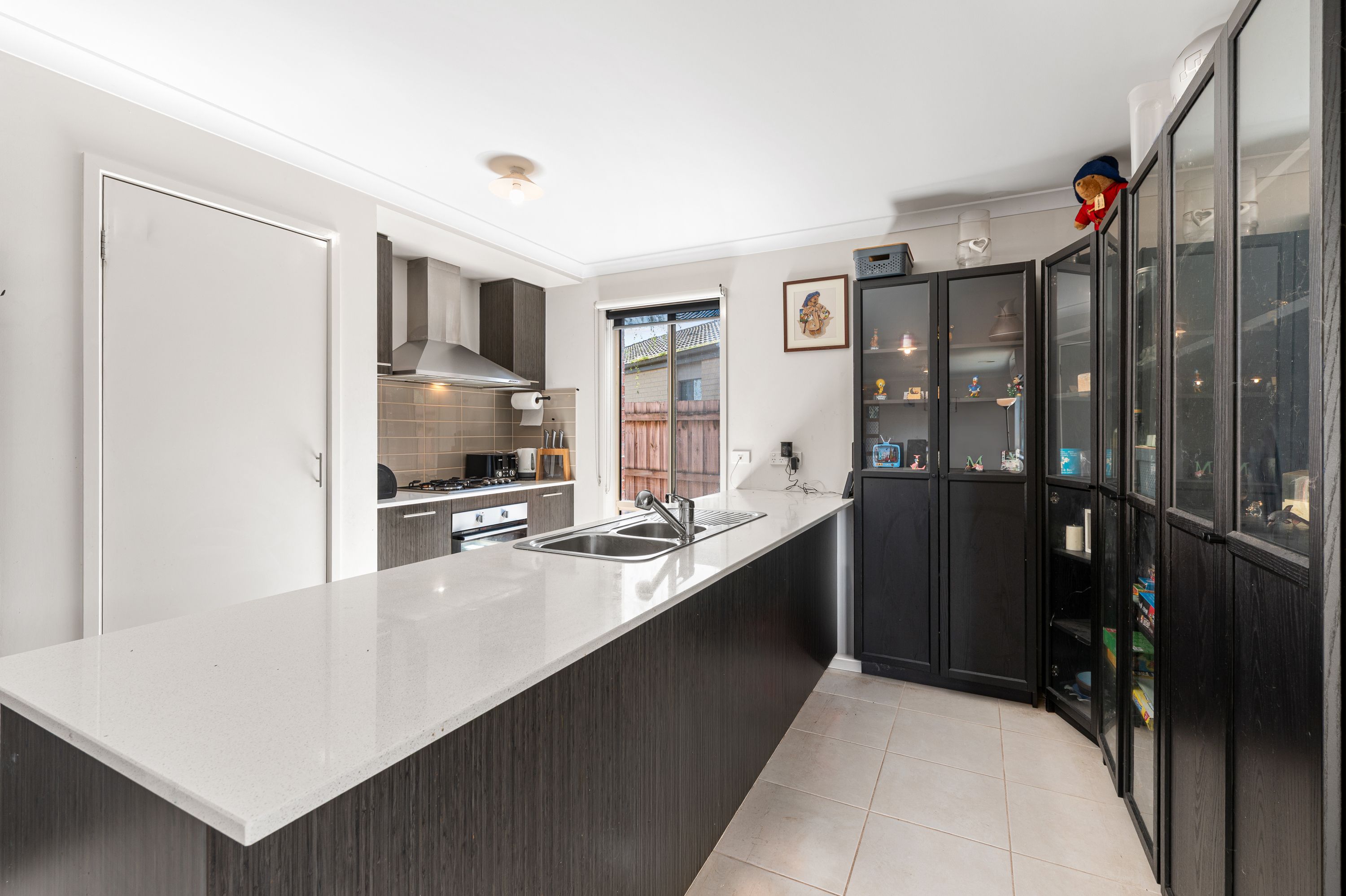 31 Succession Street — photo 6 of 19