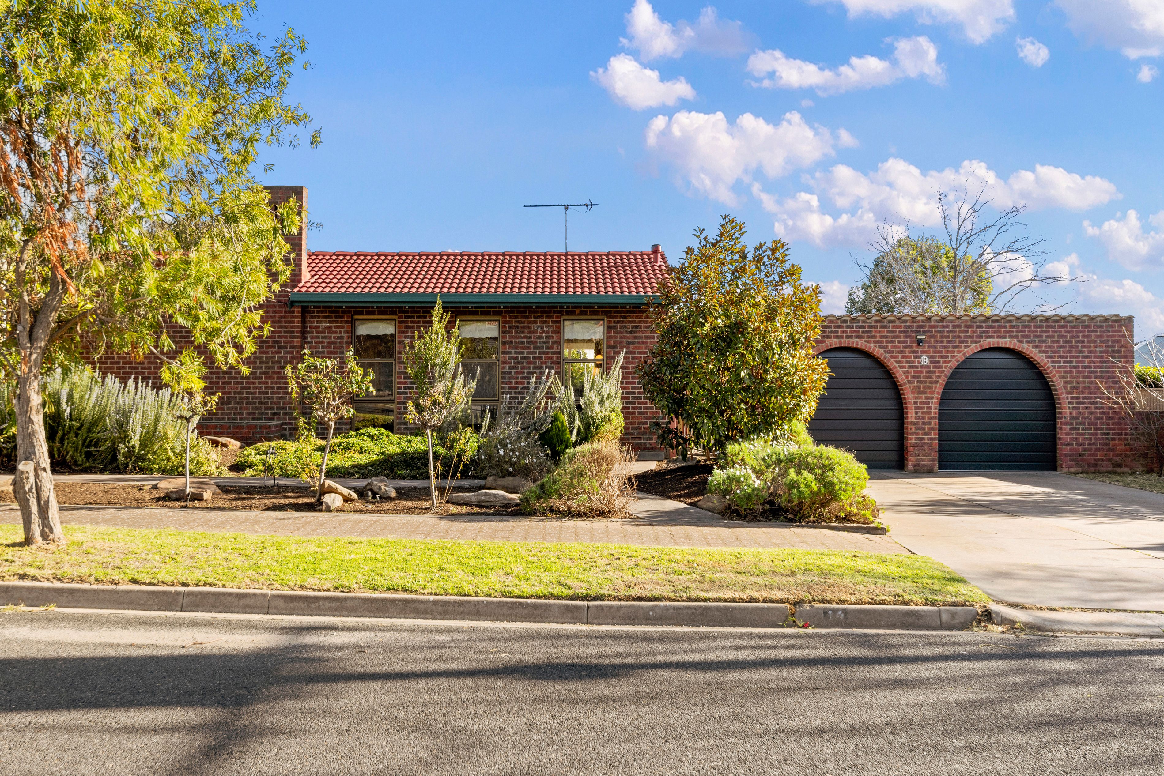 18 Cheringar Boulevard, Dernancourt SA 5075