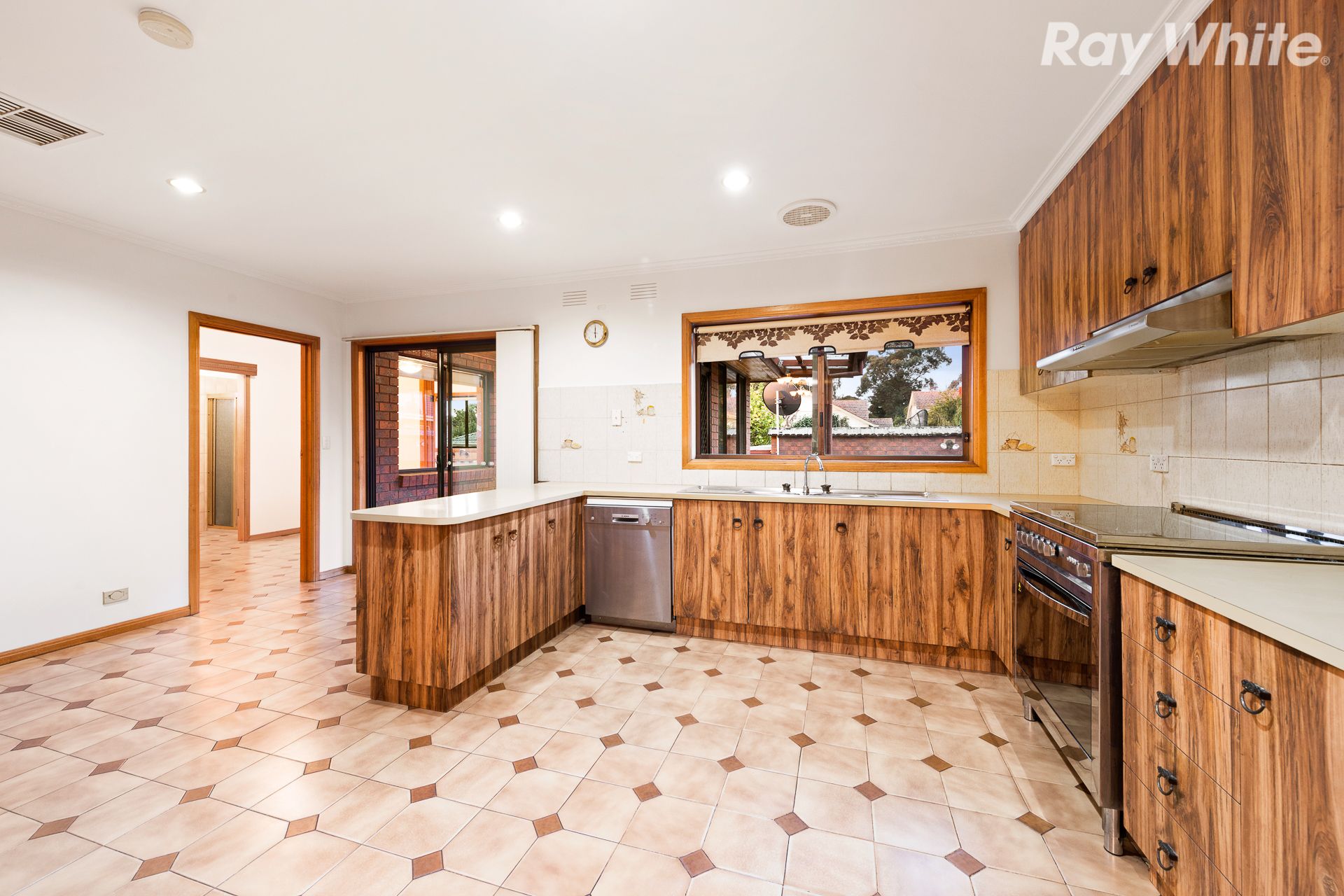 3 Hamilton Street, Kew East, VIC 3102