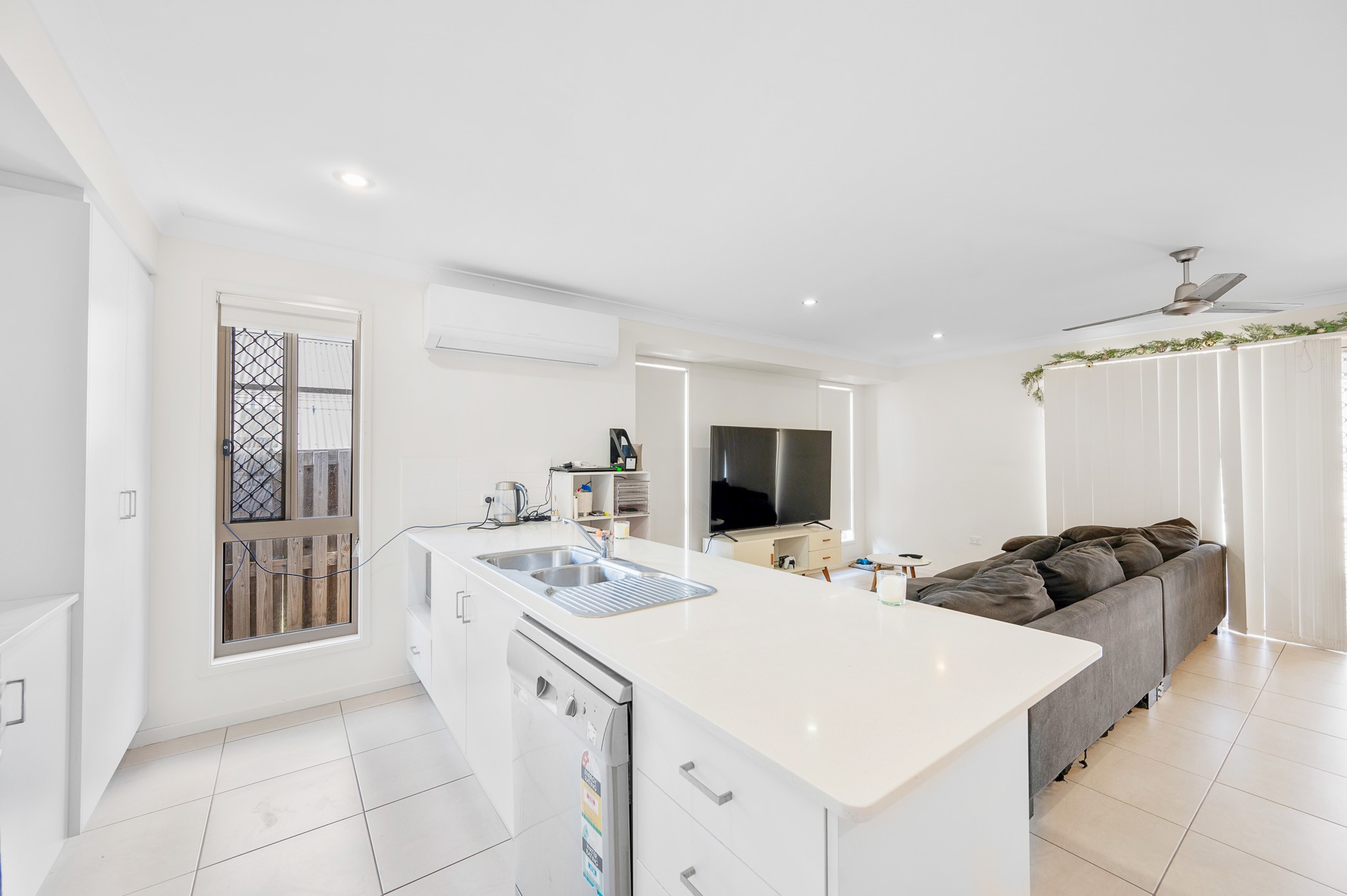 19 Koolivoo Parade, Boyne Island, QLD 4680