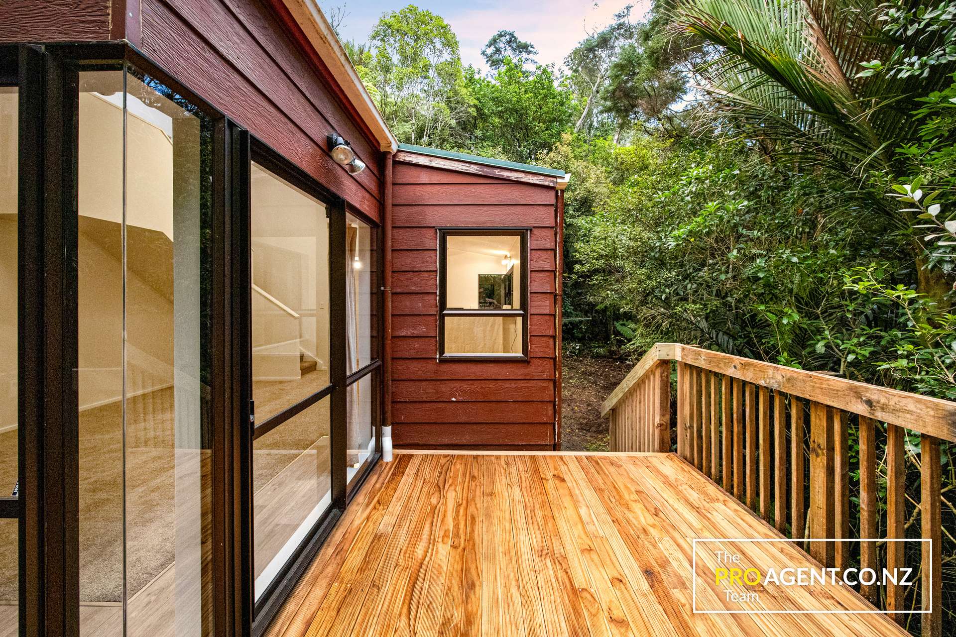 95 Laingholm Drive photo 17