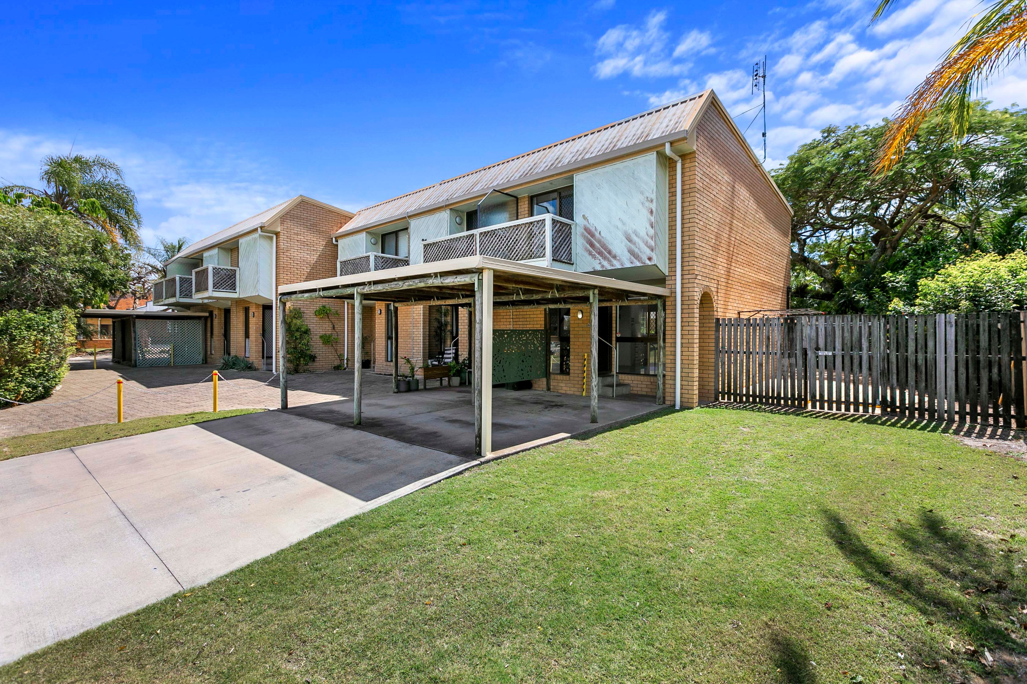 6/10 Denmans Camp Road, Torquay, QLD 4655