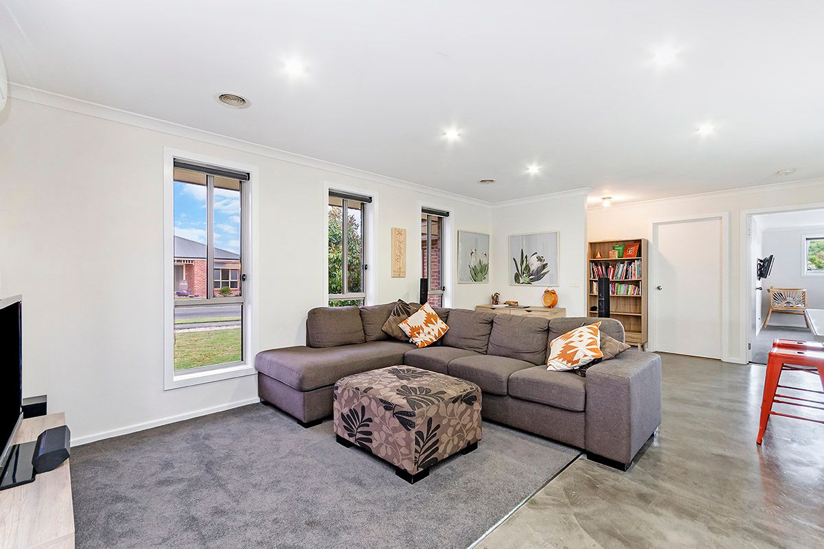 7 De Lemos Court — photo 4 of 11