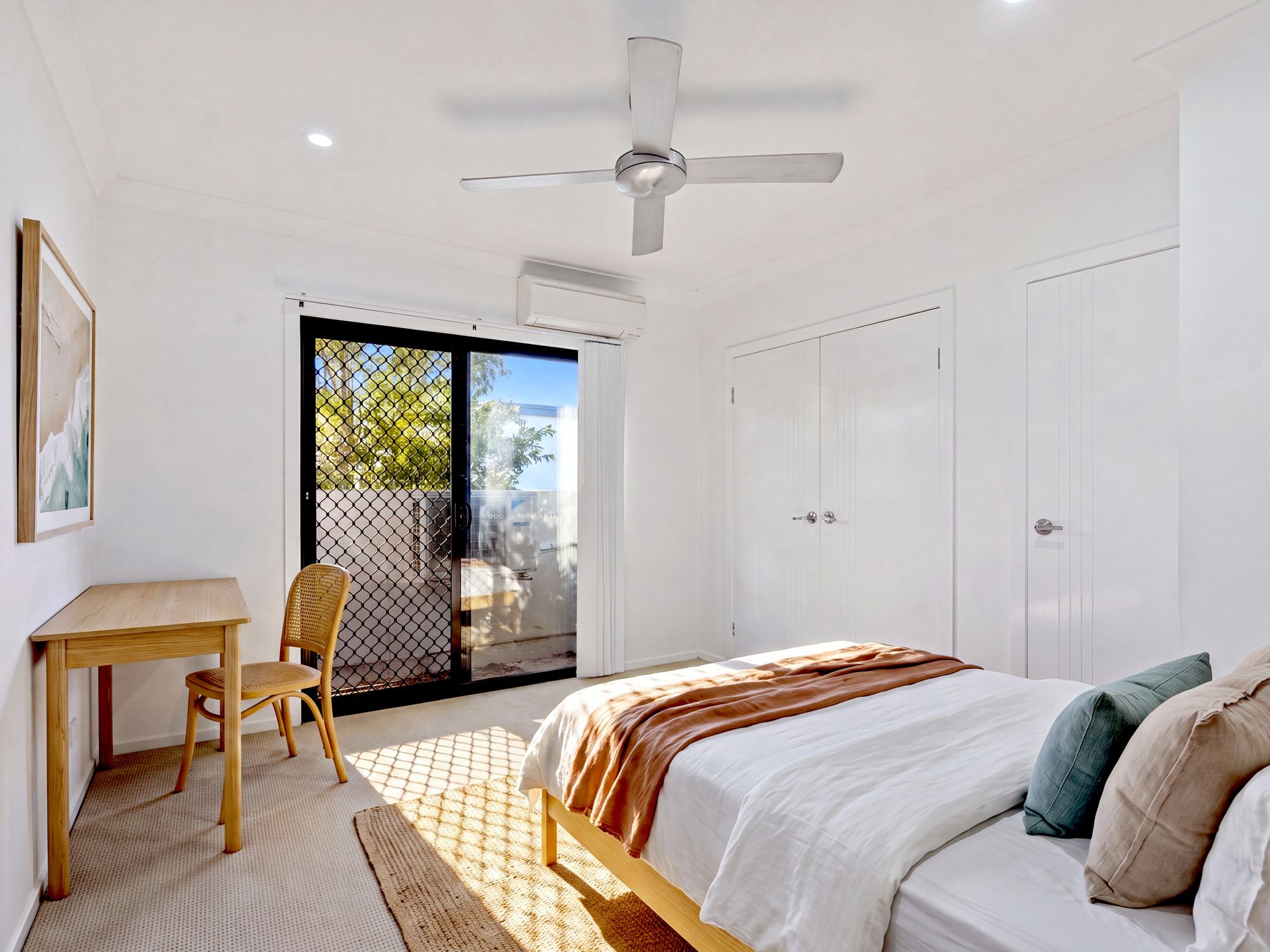 1/5 Blake Street — photo 14 of 17