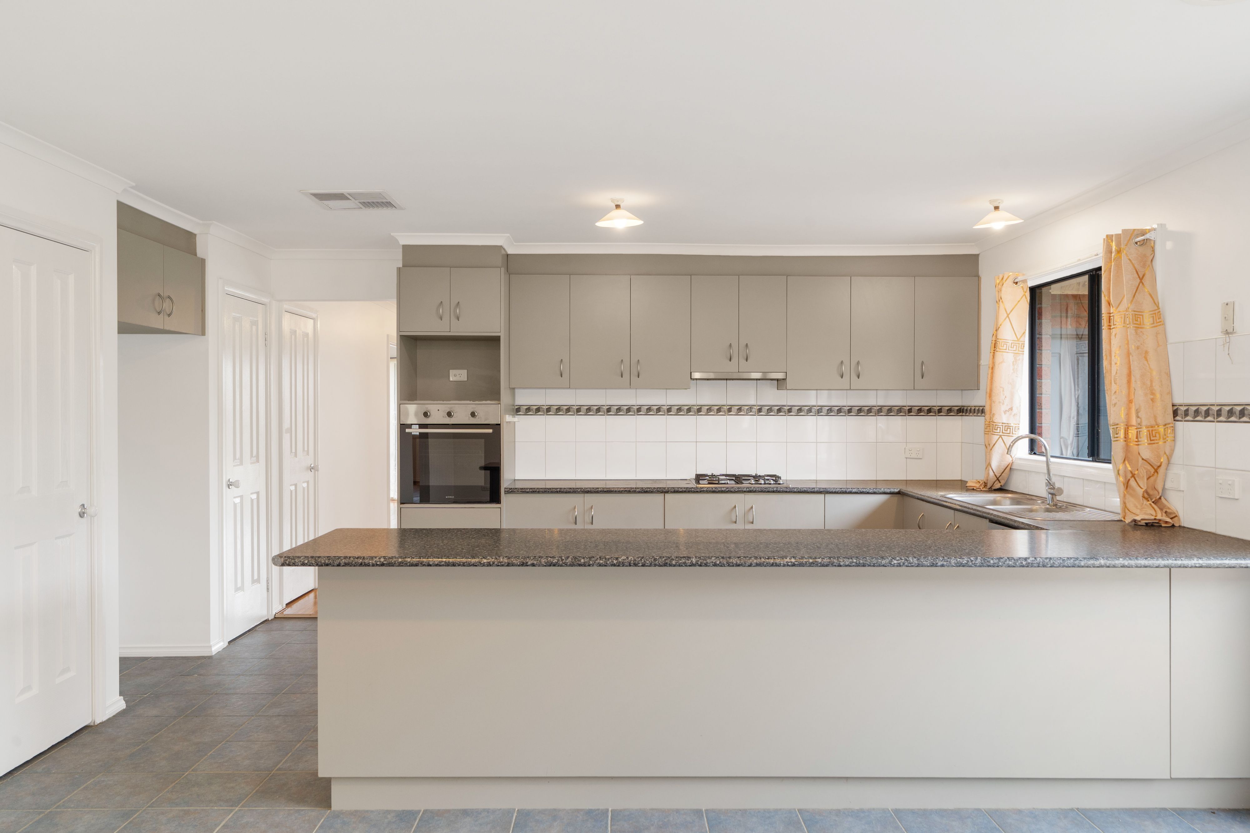47 Exmouth Road — photo 4 of 25