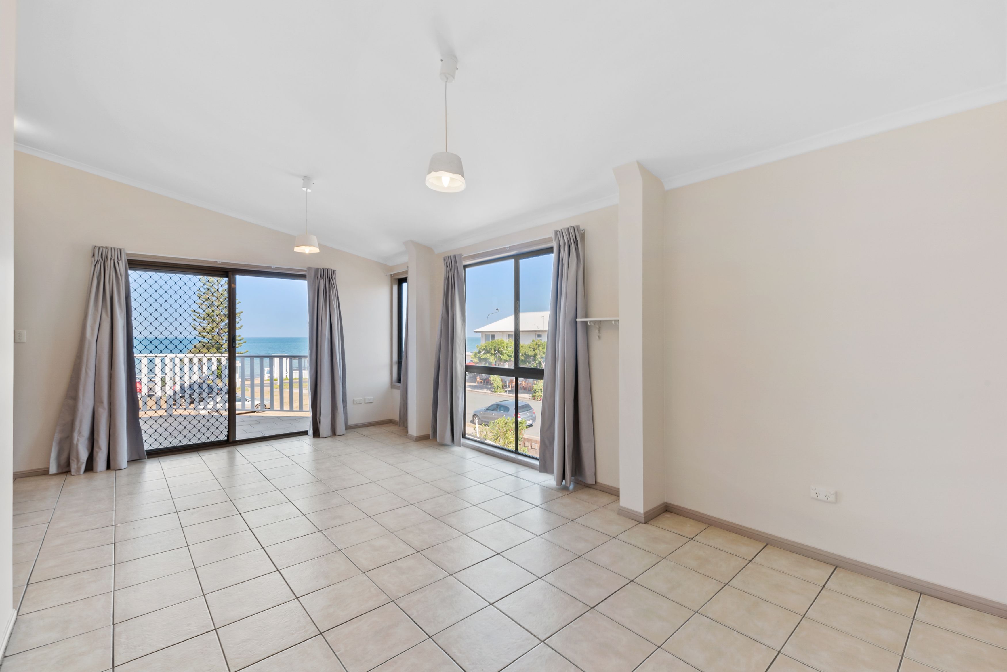 2/2 Robertson Avenue, Margate, QLD 4019