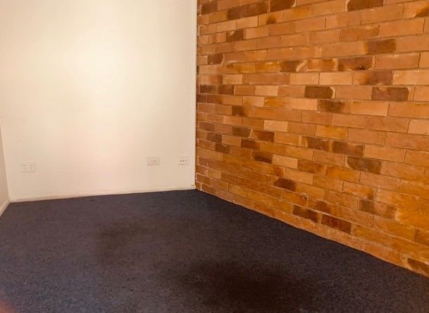 38 Hudson Road / Bottom Level, Albion, QLD 4010