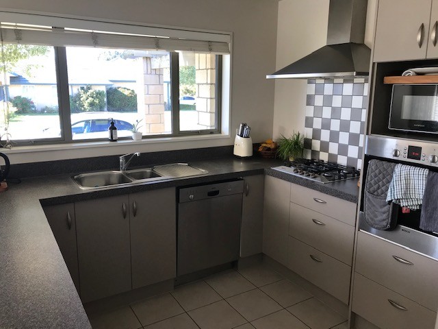 21 Six Silvers Avenue, Halswell, Christchurch City