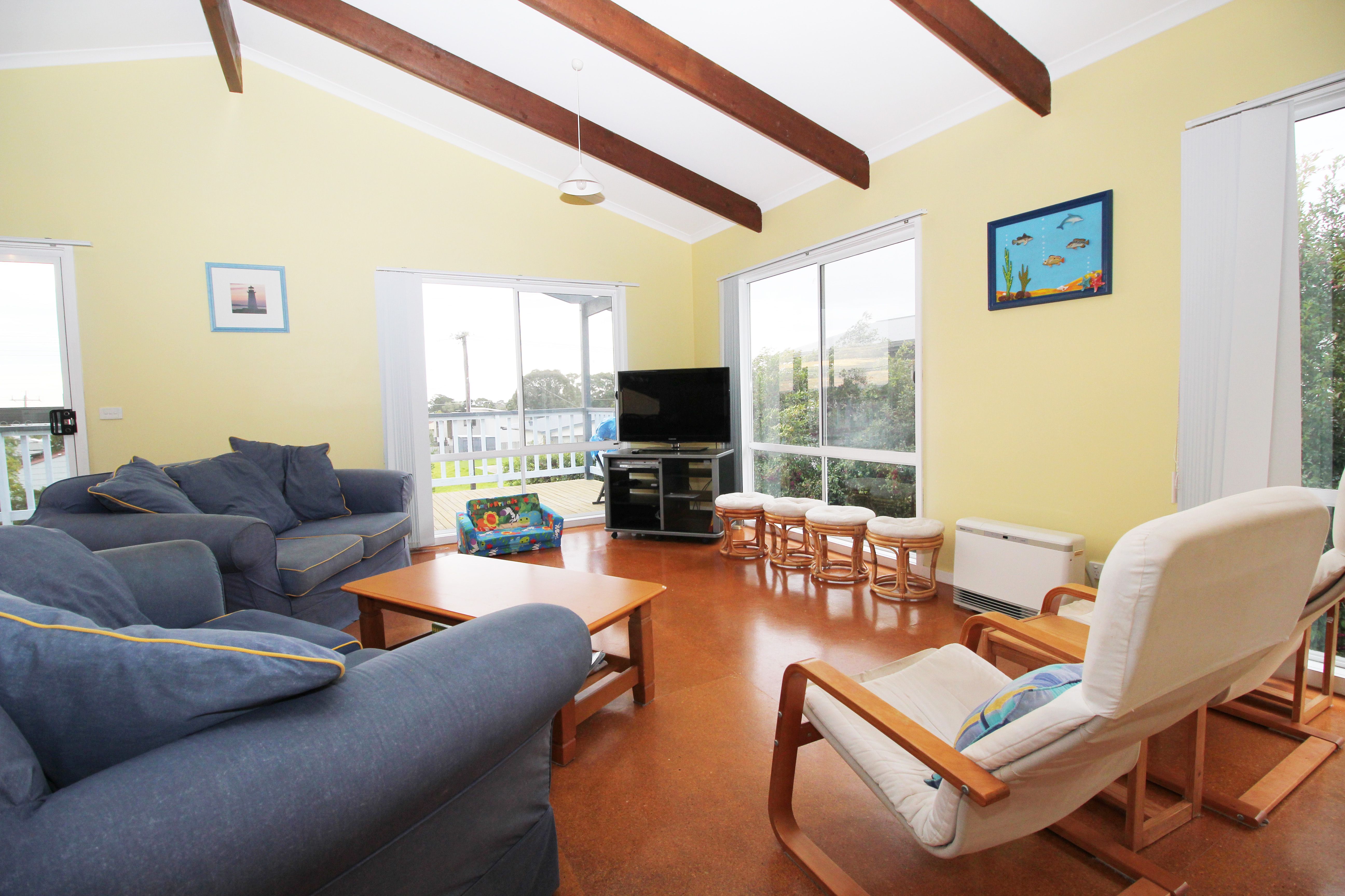 27 Boonderabbi Way, Cowes, VIC 3922