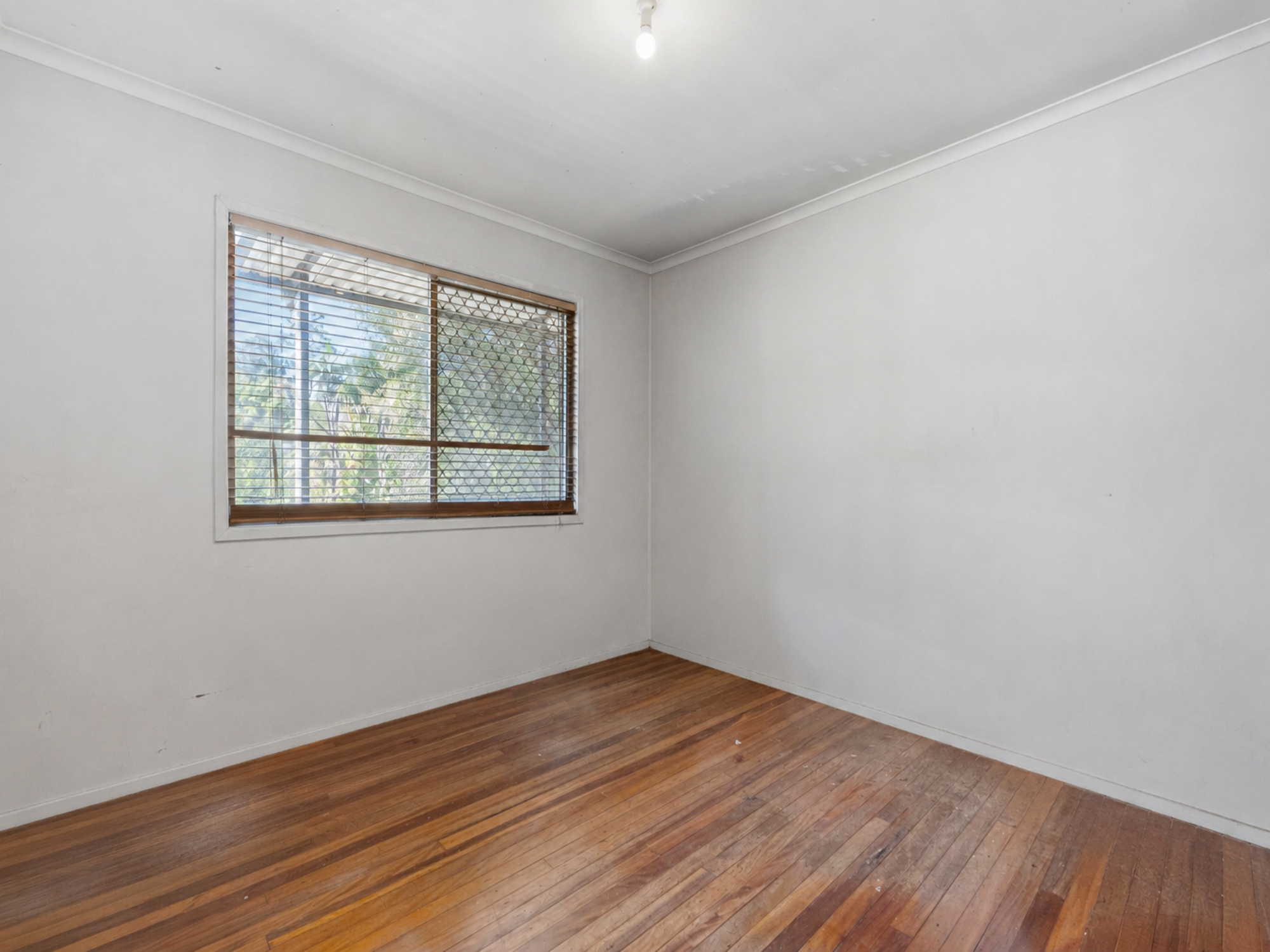 5 Armstrong Avenue — photo 9 of 19