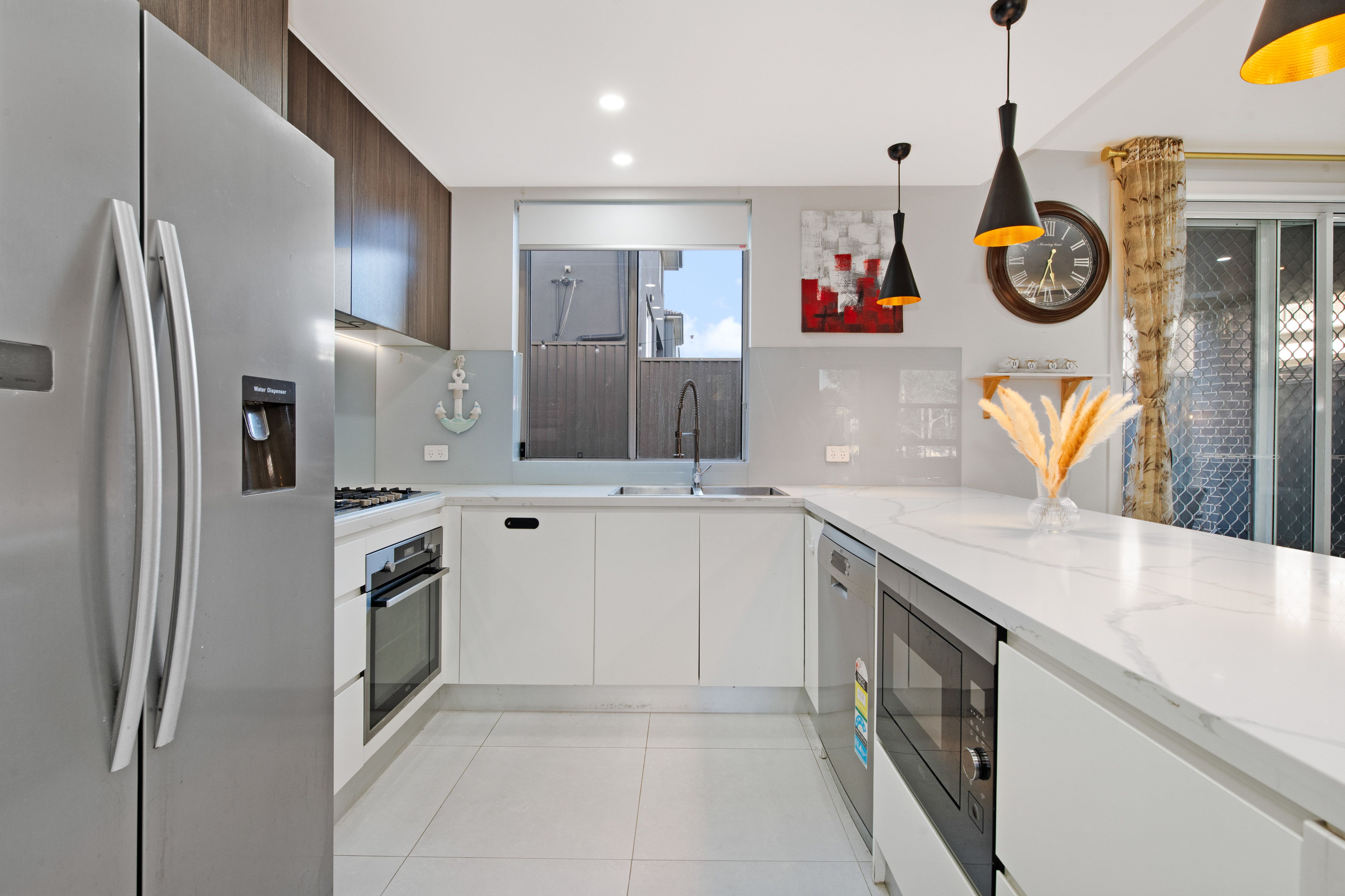 6 Batlow Street — photo 5 of 16