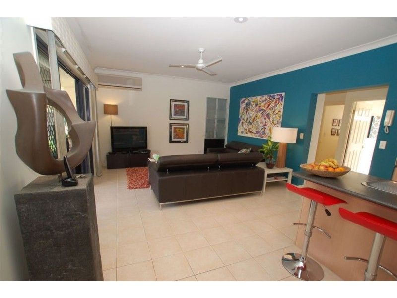 33 Majorca Crescent, Varsity Lakes, QLD 4227