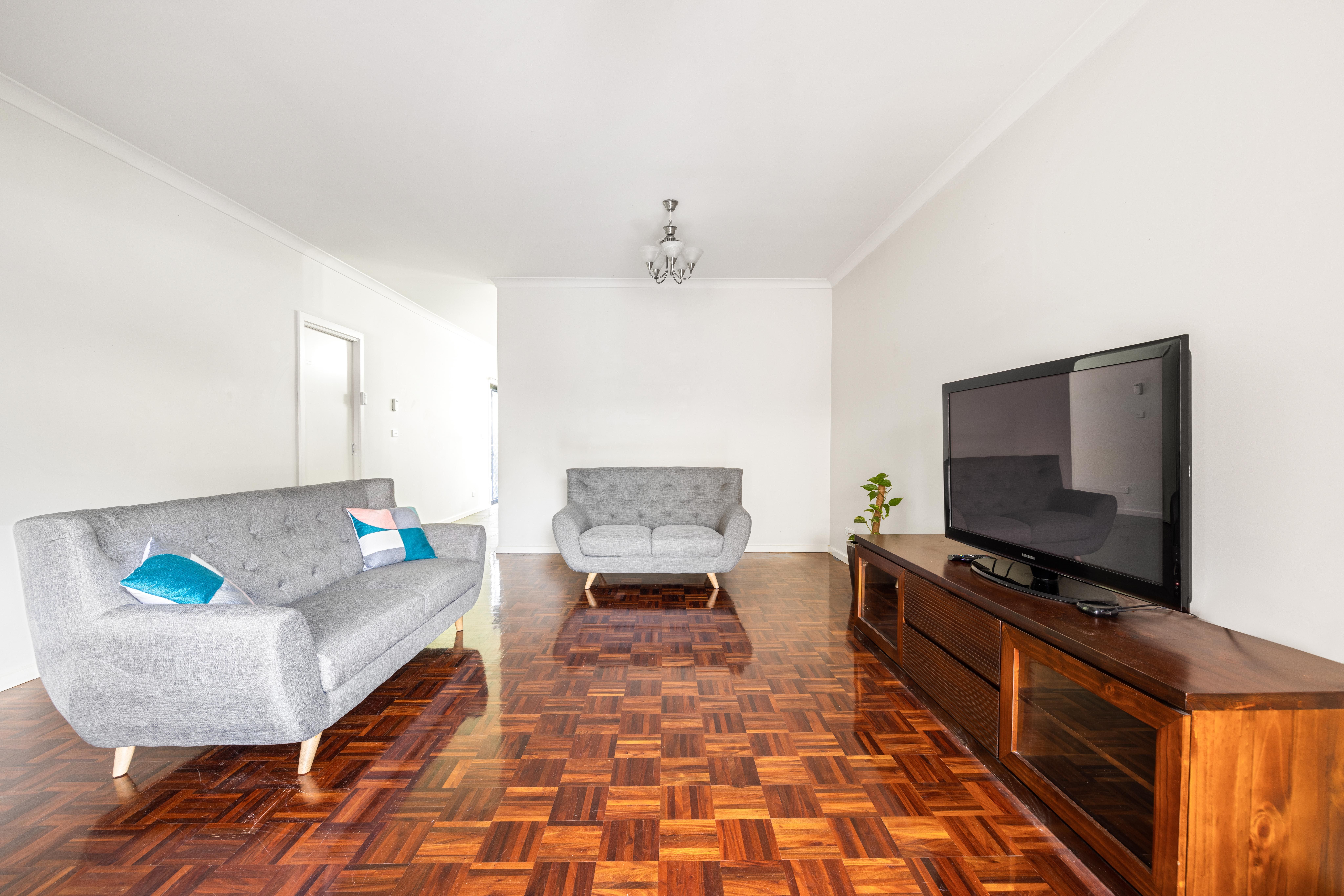 2/2 Sylvester Street, Oak Park, VIC 3046