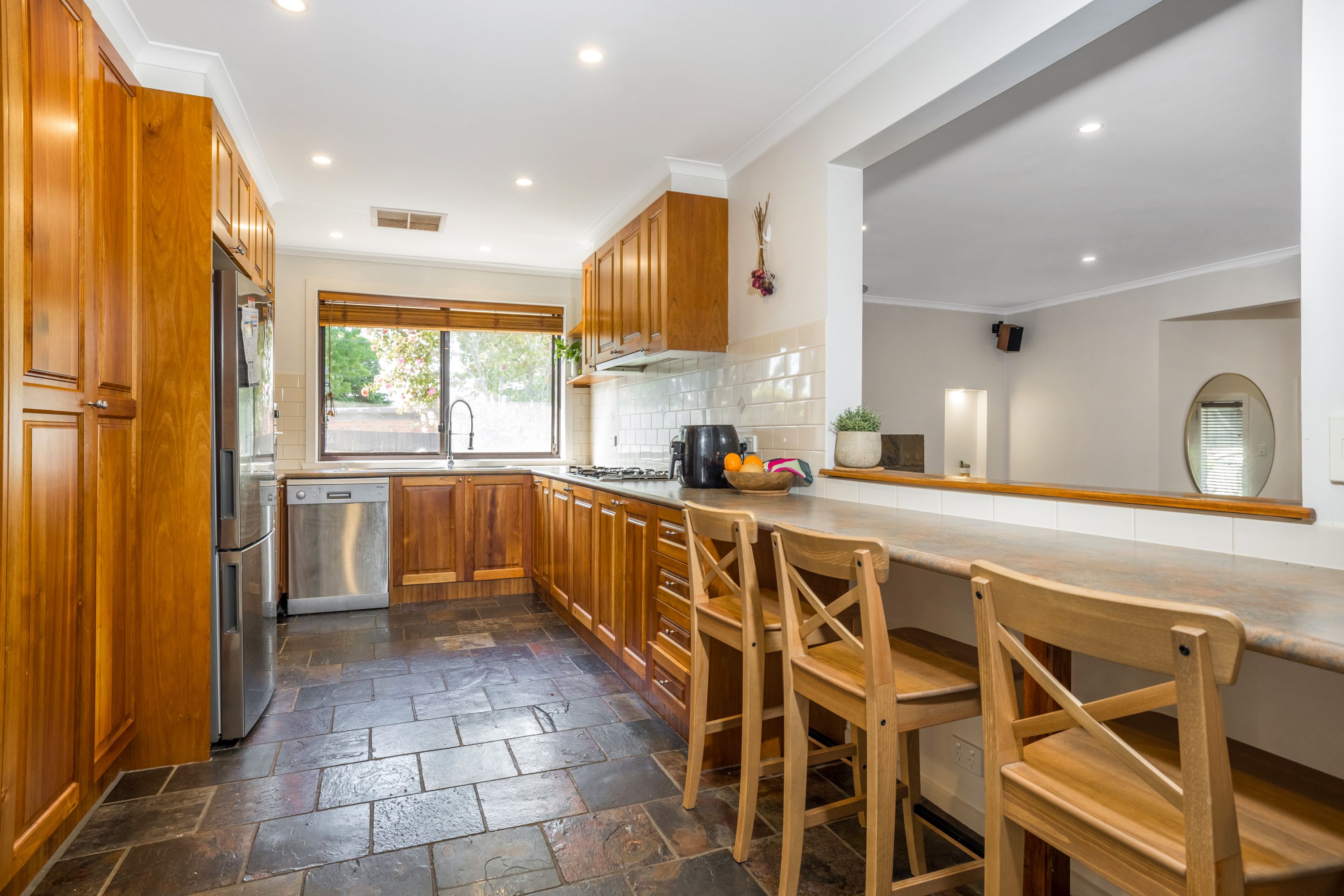 8 June Court, Bayswater, VIC 3153