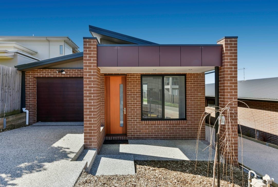 13 Oakhill Avenue, Highton VIC 3216