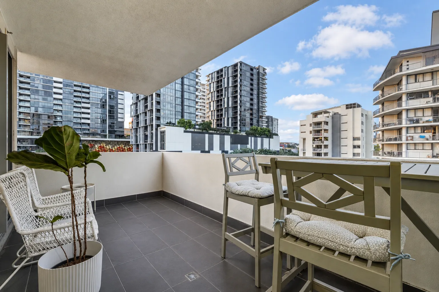 14/21 Manning Street, Milton