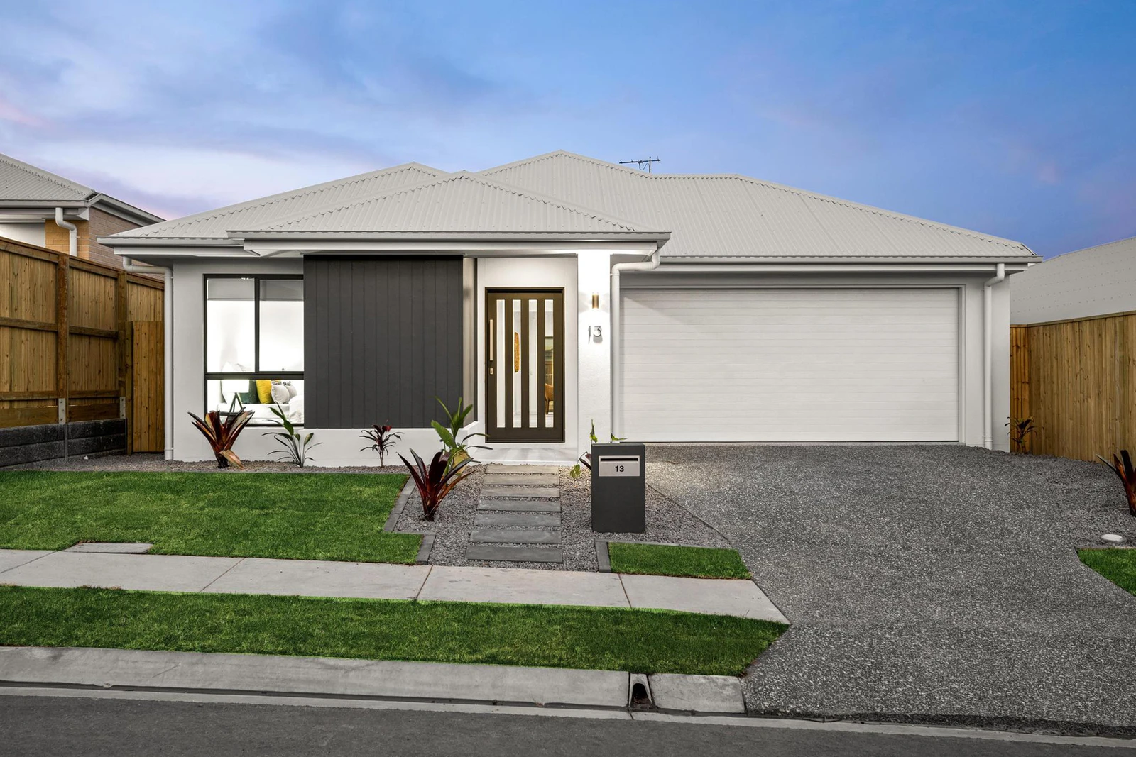 13 Beacon Street, Ripley, QLD 4306