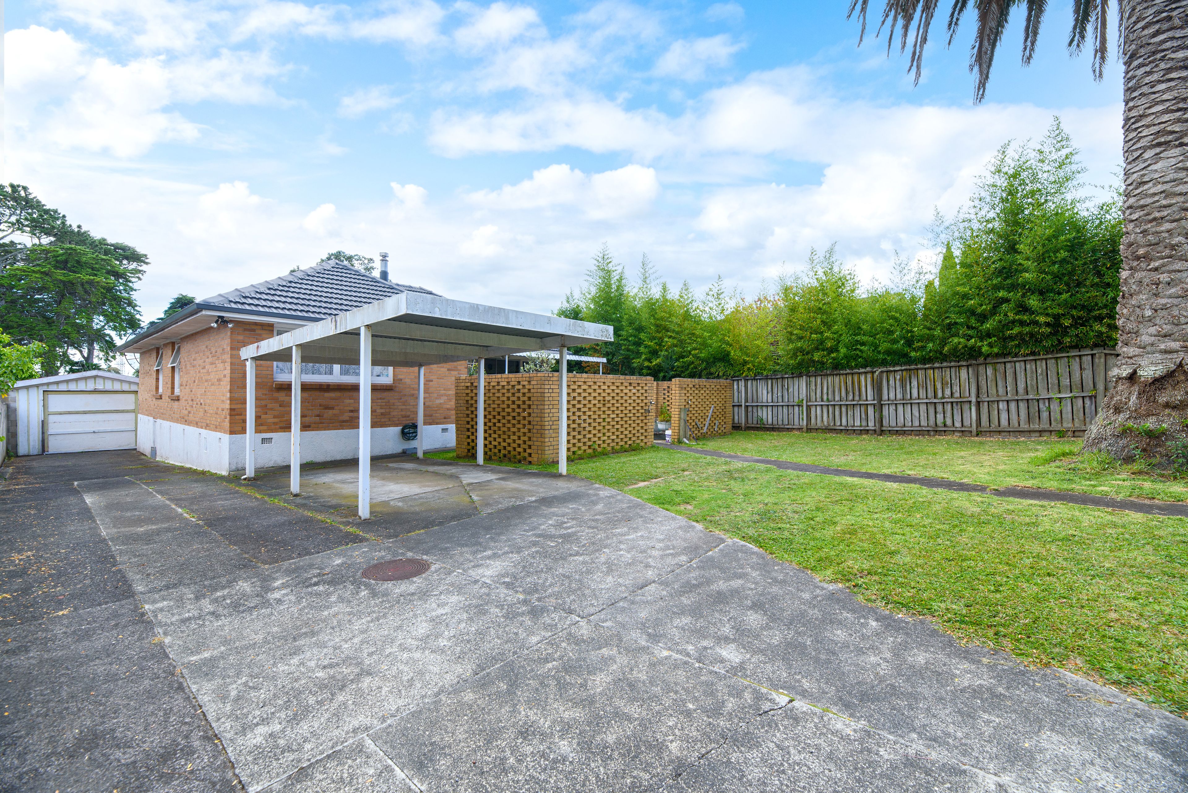 140 Edgewater Drive, Pakuranga, Manukau City