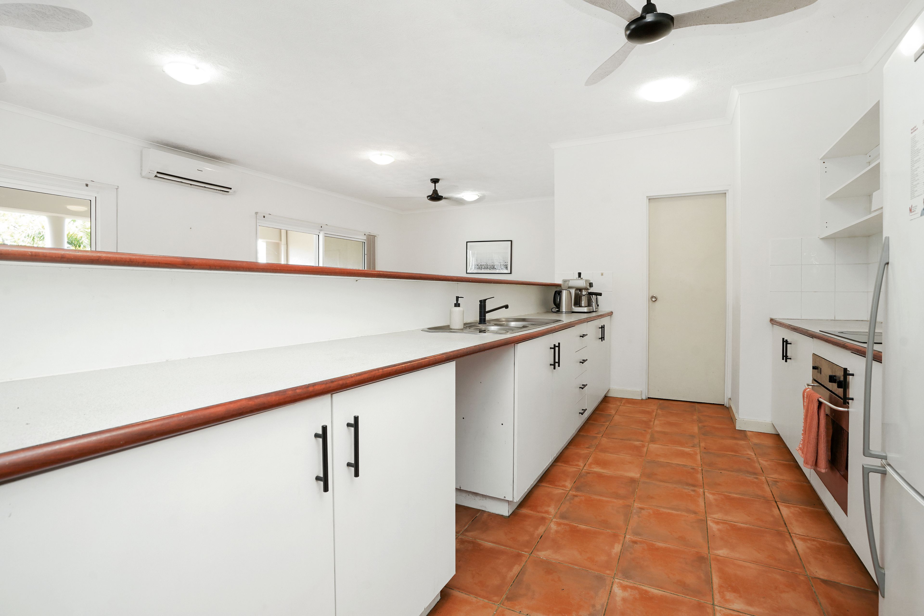 7/2 Poinciana Street — photo 5 of 15