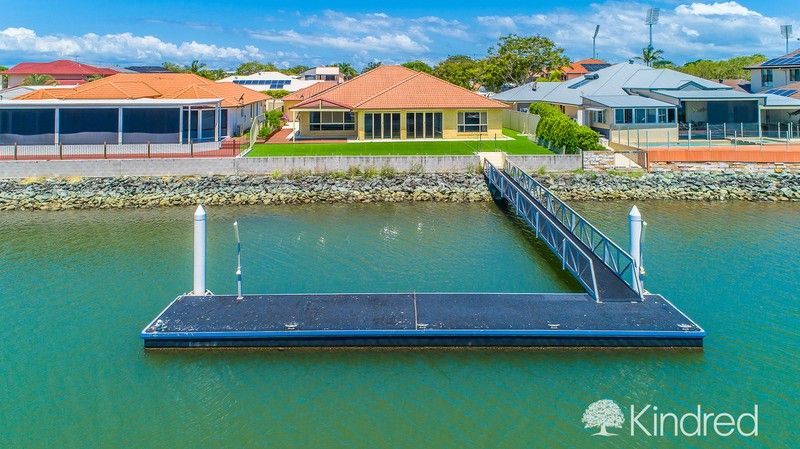 12 Cambria Court, Newport, QLD 4020