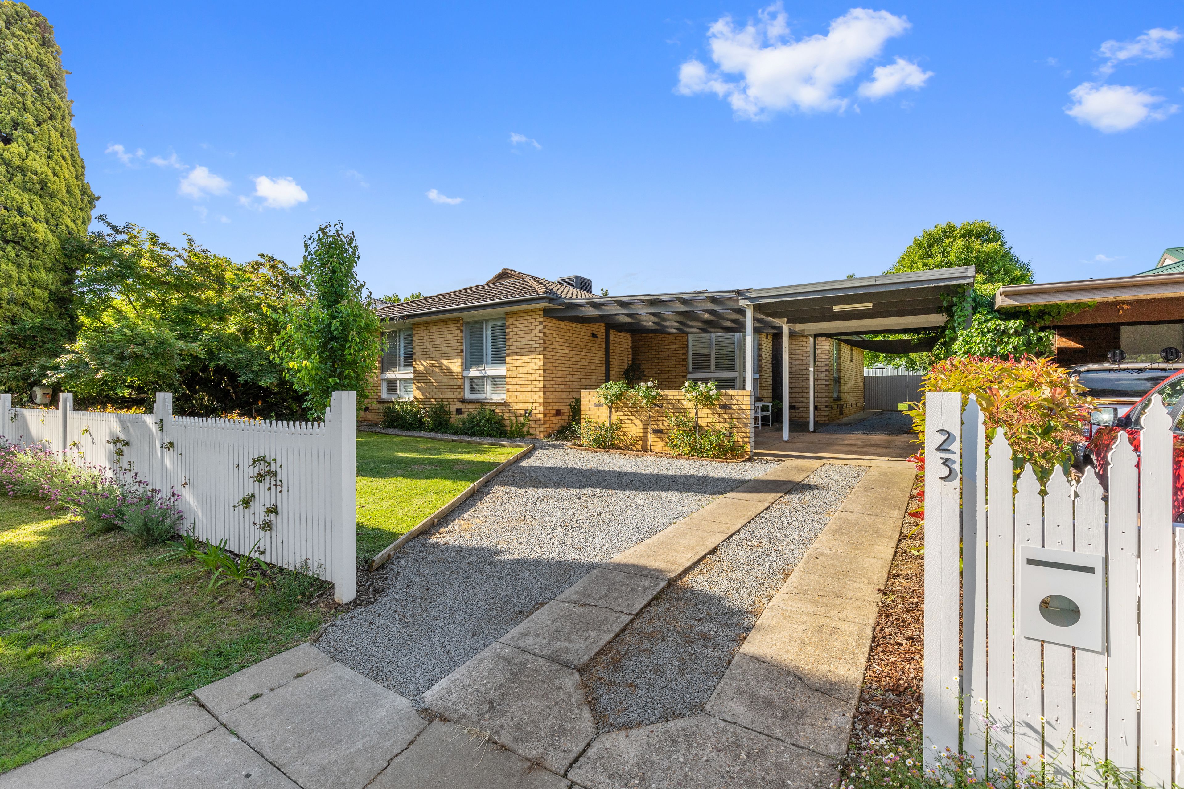 23 Cooinbil Crescent, Kooringal, NSW 2650 Sold House Ray White